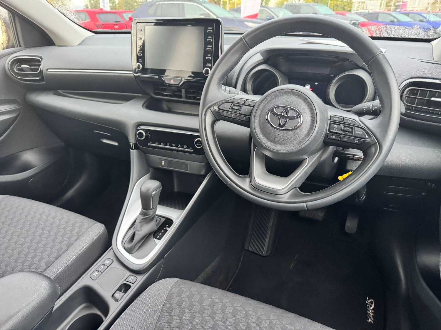 Used Toyota Yaris for sale - 76728083: Photo 16