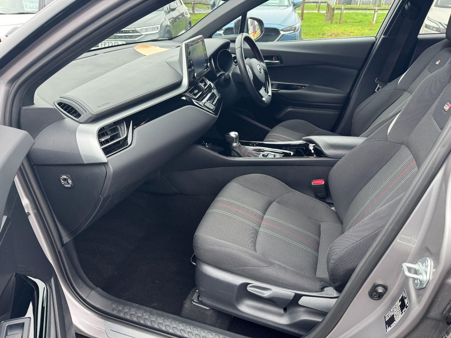 Used Toyota C-HR 2022 for sale - 78072945: Photo 14