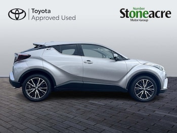 Used Toyota C-HR 2019 for sale - 79521019: Photo