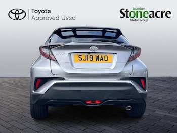 Used Toyota C-HR 2019 for sale - 79521019: Photo