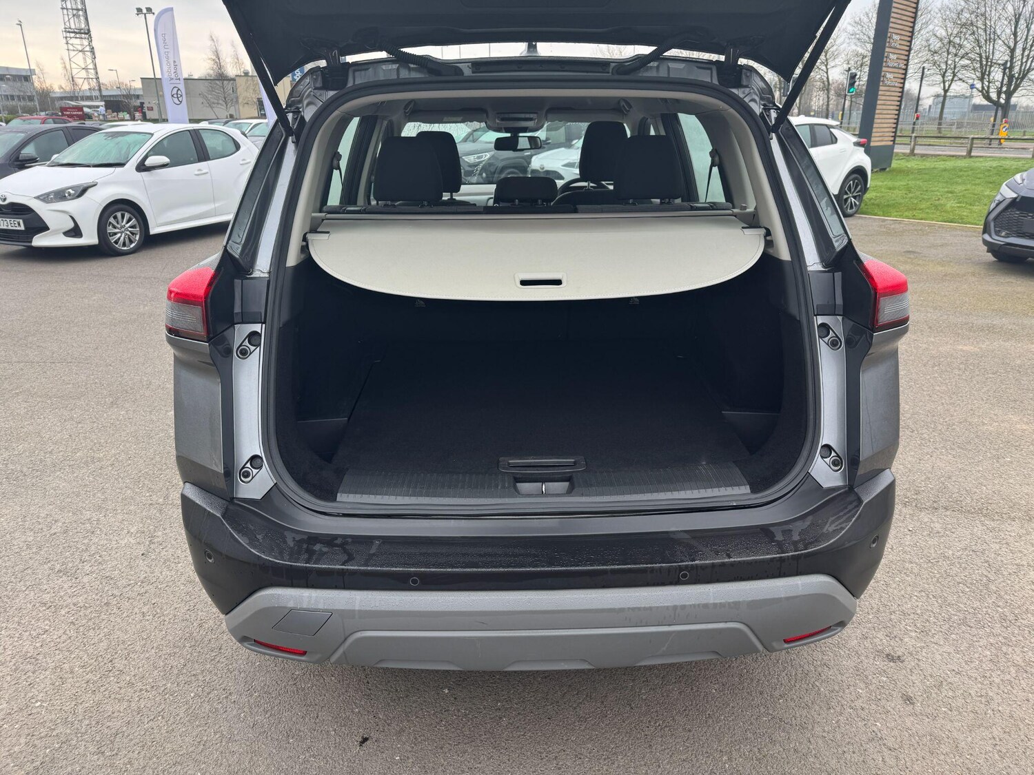 Used Nissan X-Trail for sale - 77956960: Photo 10