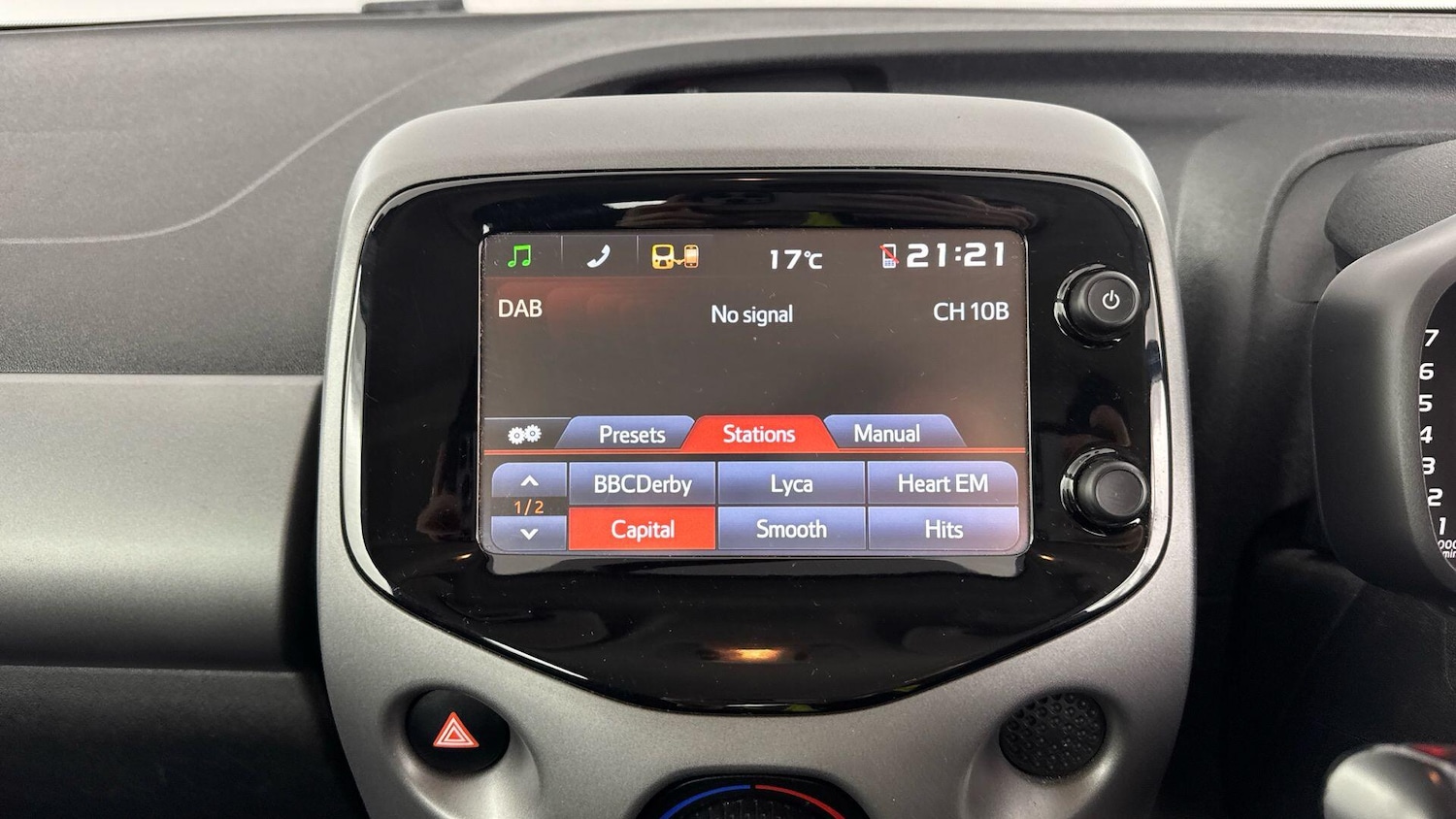 Used Toyota AYGO 2018 for sale - 77784041: Photo 13