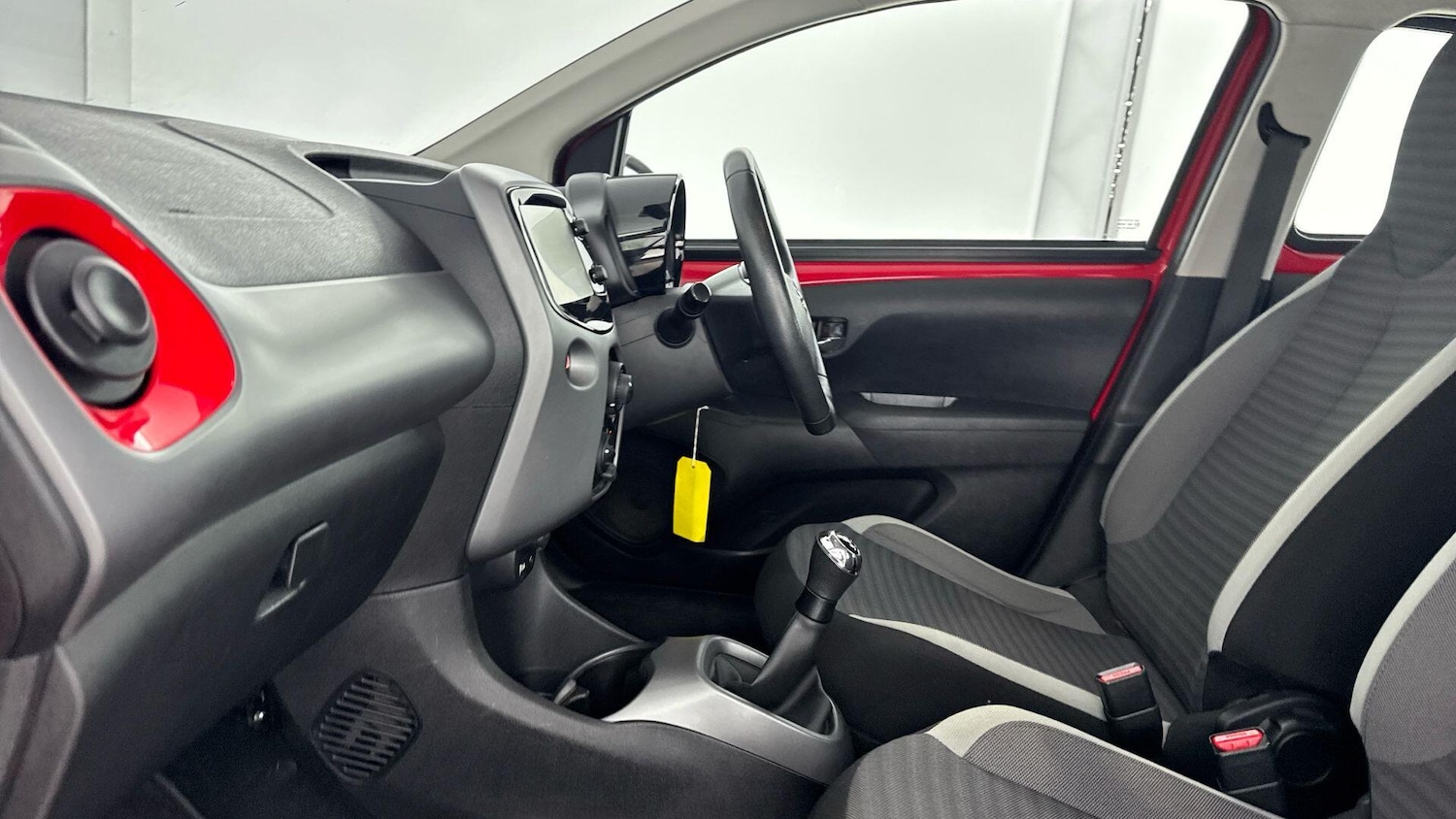 Used Toyota AYGO 2018 for sale - 77784041: Photo 16