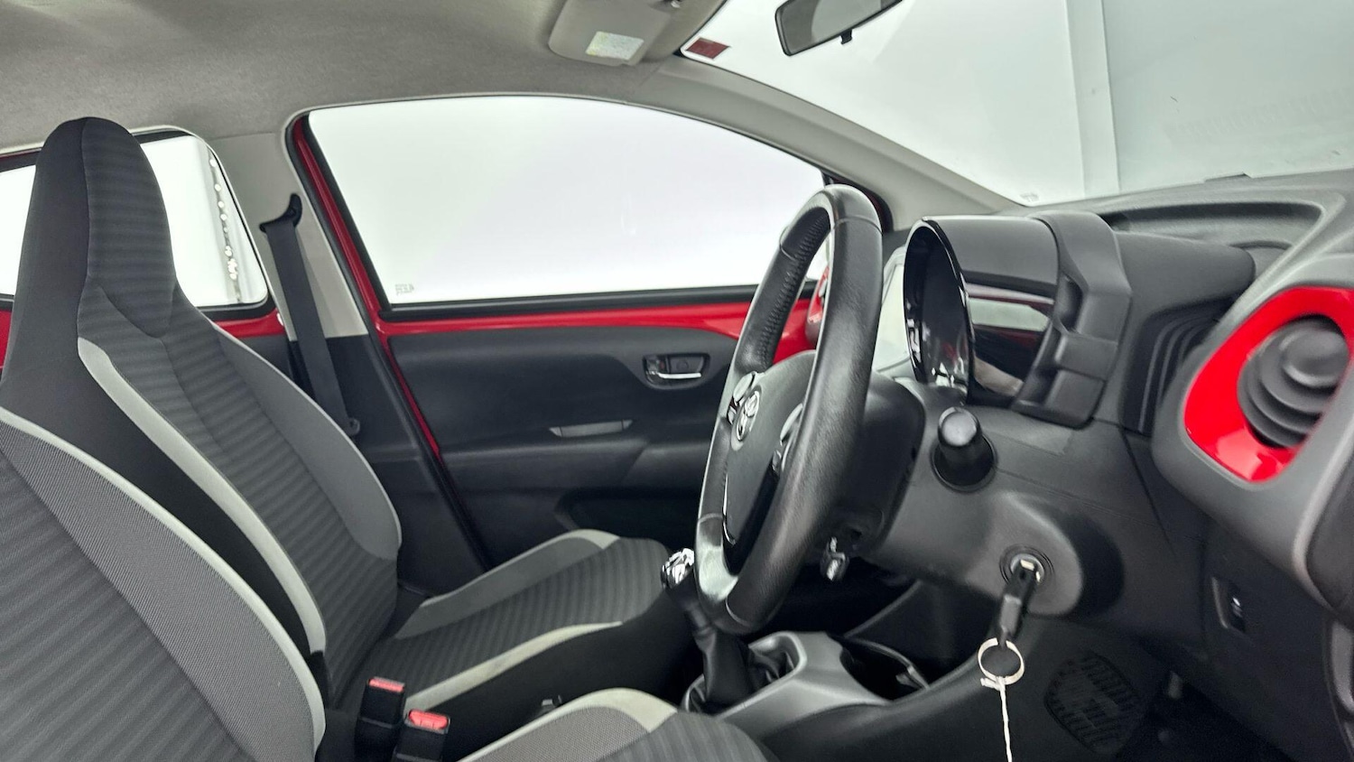 Used Toyota AYGO 2018 for sale - 77784041: Photo 17