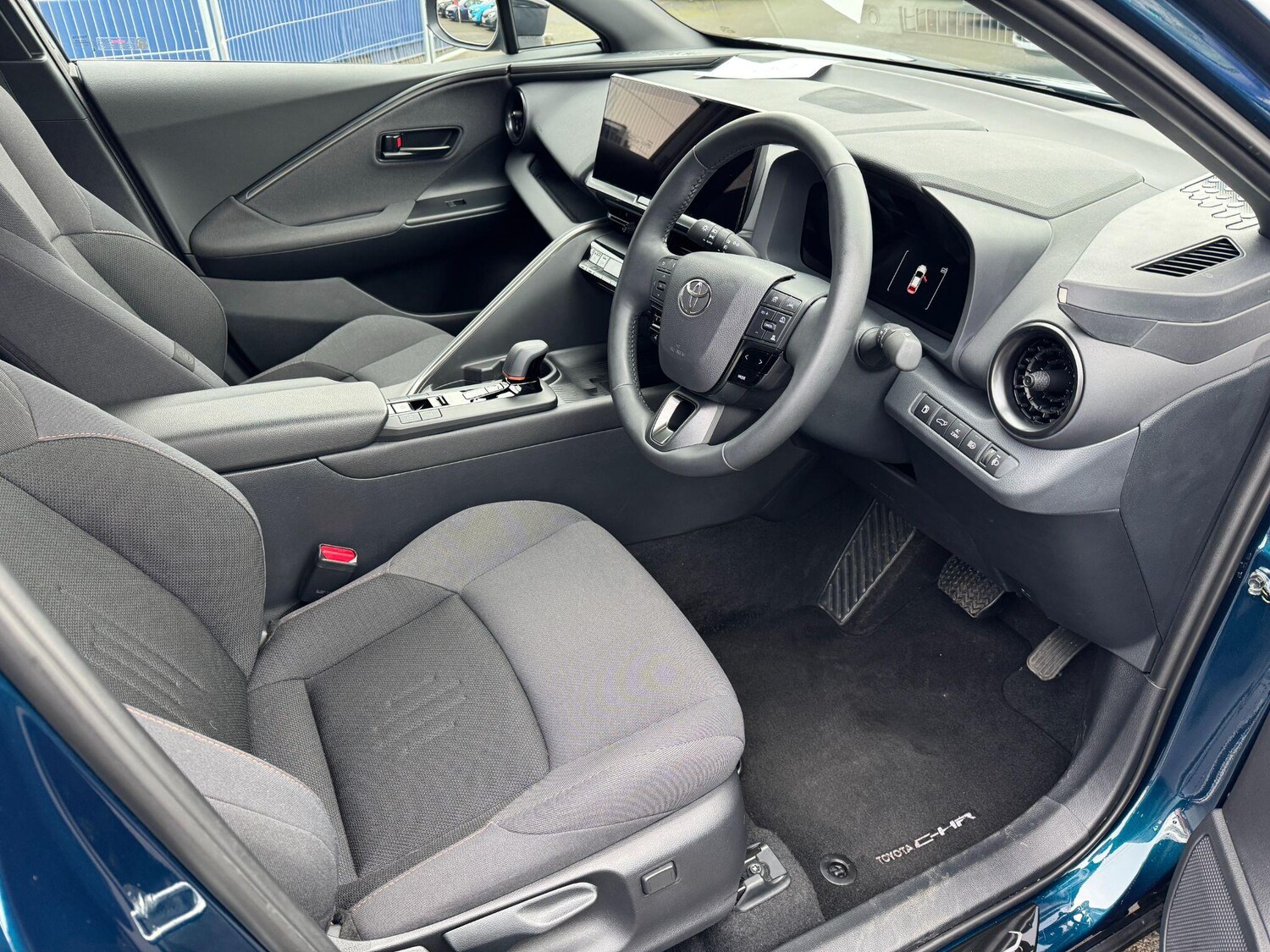 Used Toyota C-HR 2024 for sale - 77722716: Photo 11