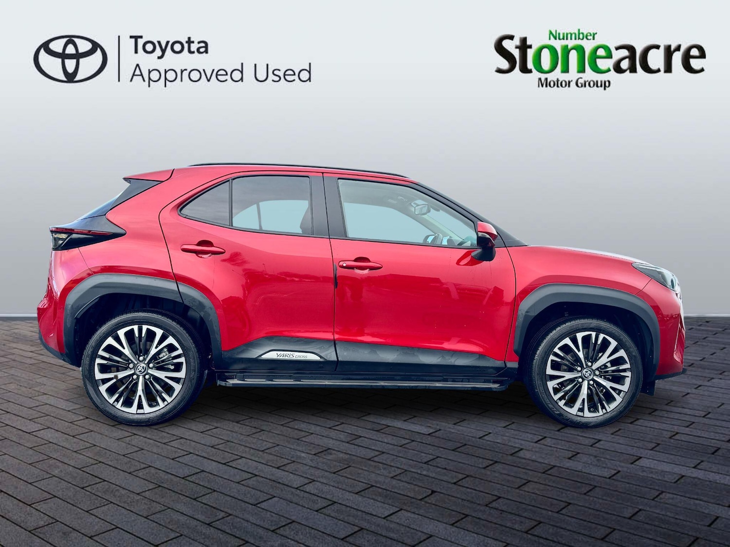 Used Toyota Yaris Cross 2023 for sale - 77290837: Photo 2