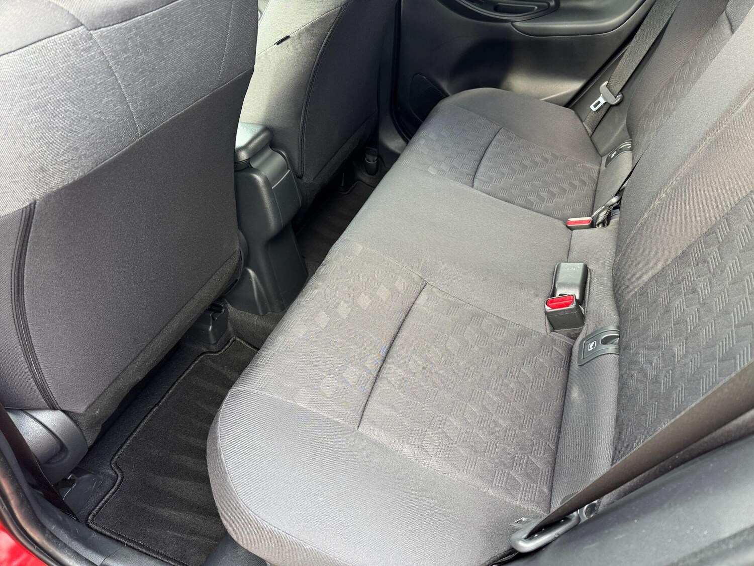 Used Toyota Yaris for sale - 77705153: Photo 13