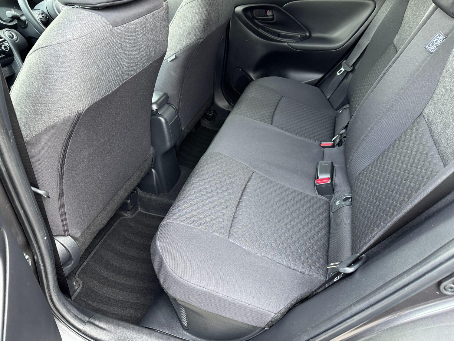 Used Toyota Yaris Cross 2024 for sale - 77738109: Photo 13