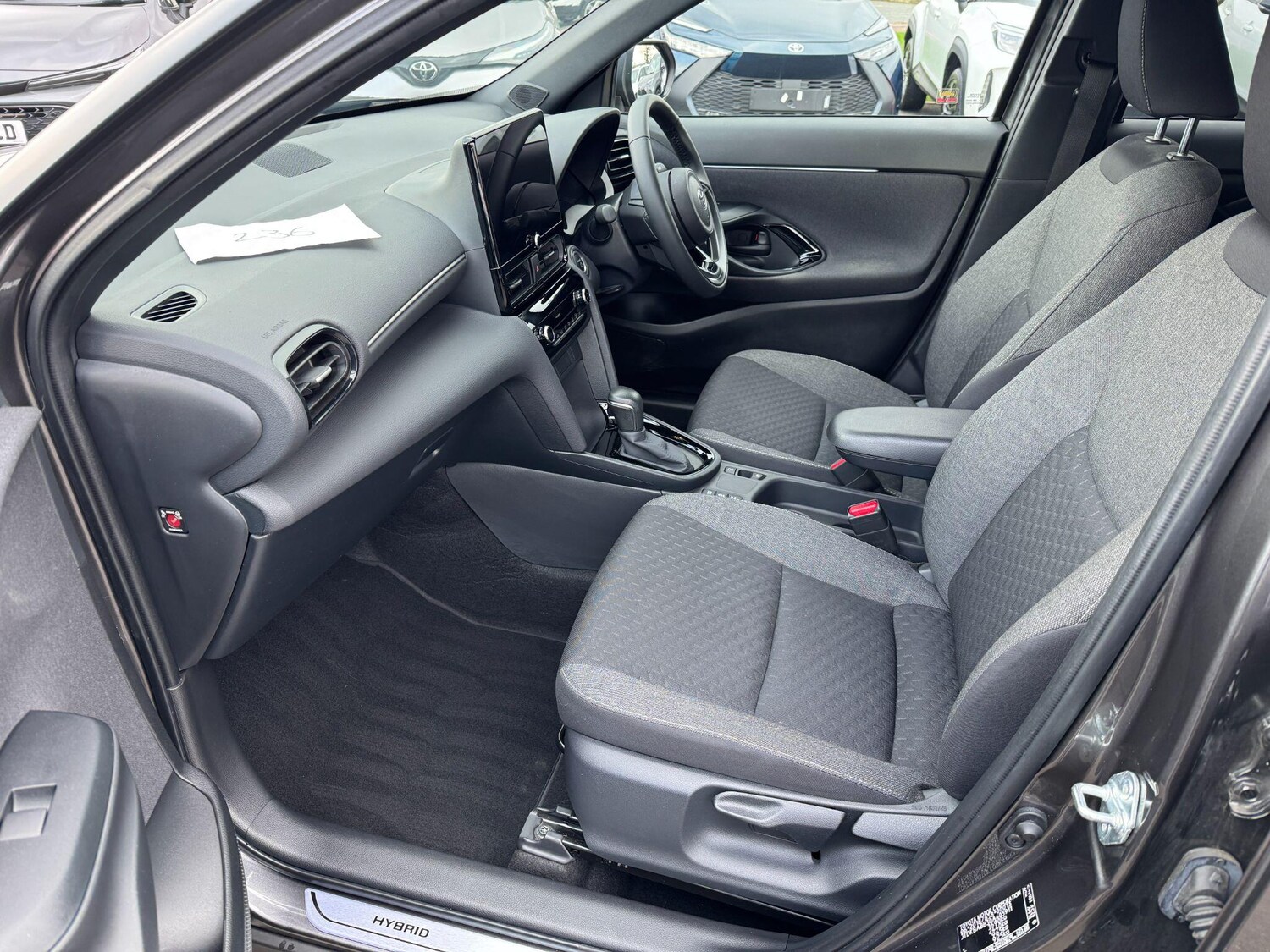 Used Toyota Yaris Cross 2024 for sale - 77738109: Photo 14