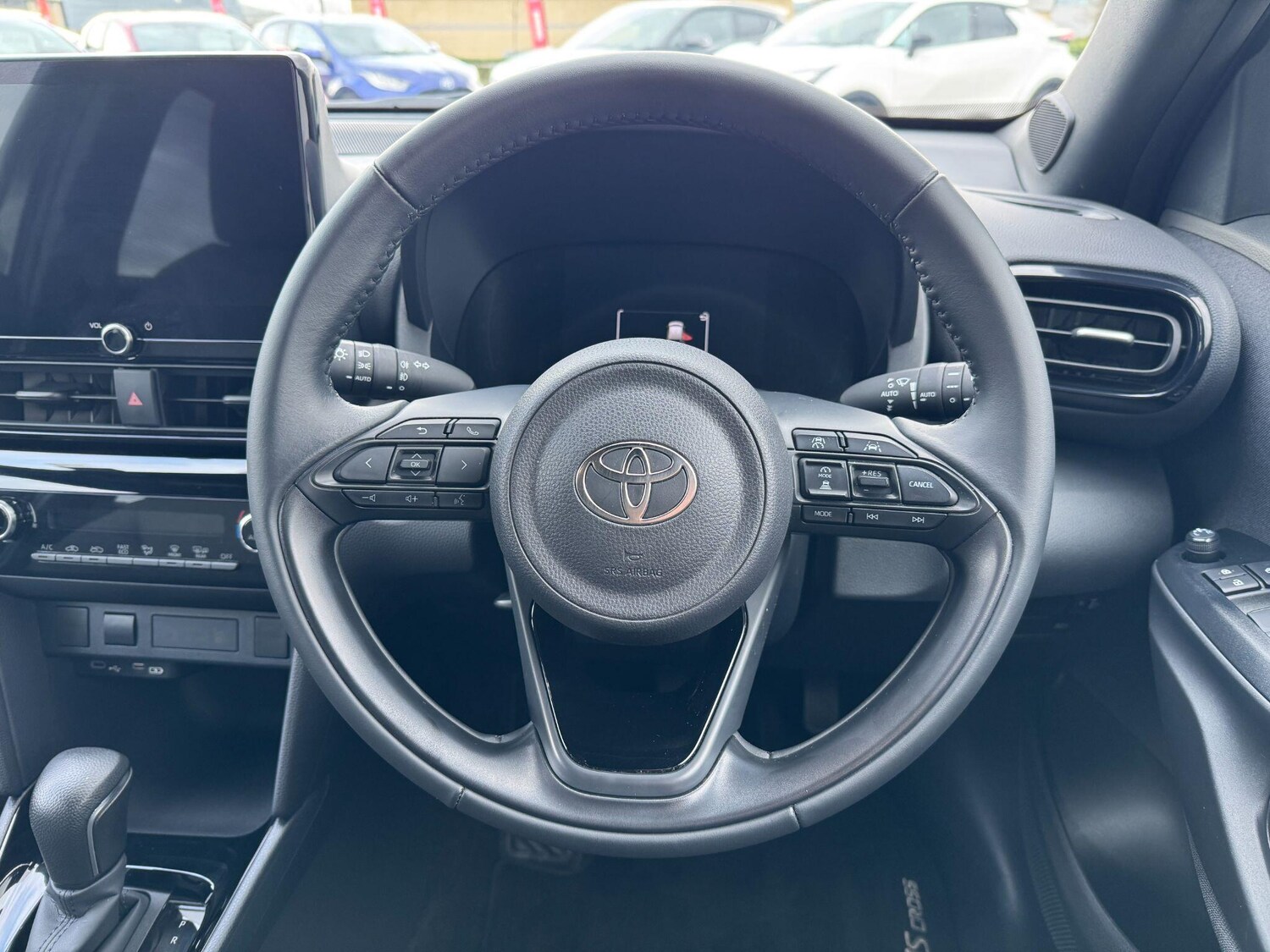 Used Toyota Yaris Cross 2024 for sale - 77738109: Photo 17