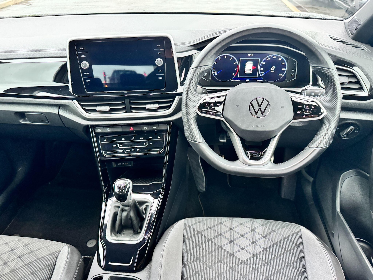 Used Volkswagen T-Roc 2022 for sale - 77120481: Photo 15