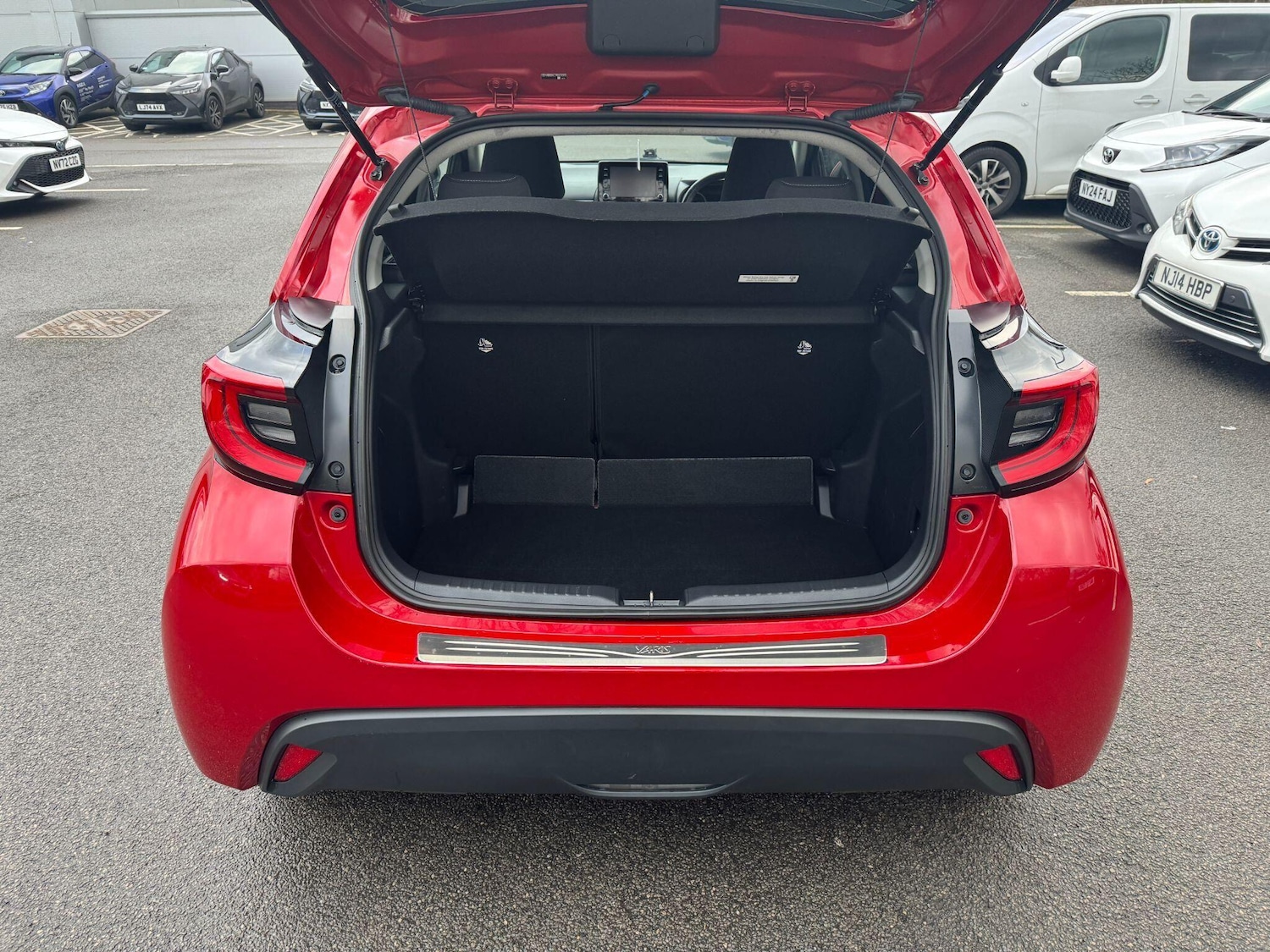 Used Toyota Yaris 2025 for sale - 77709687: Photo 10