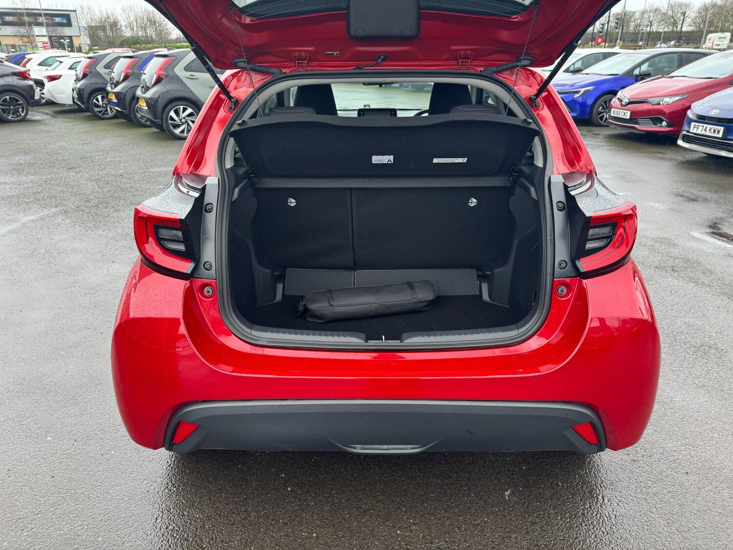 Used Toyota Yaris for sale - 77723251: Photo 10