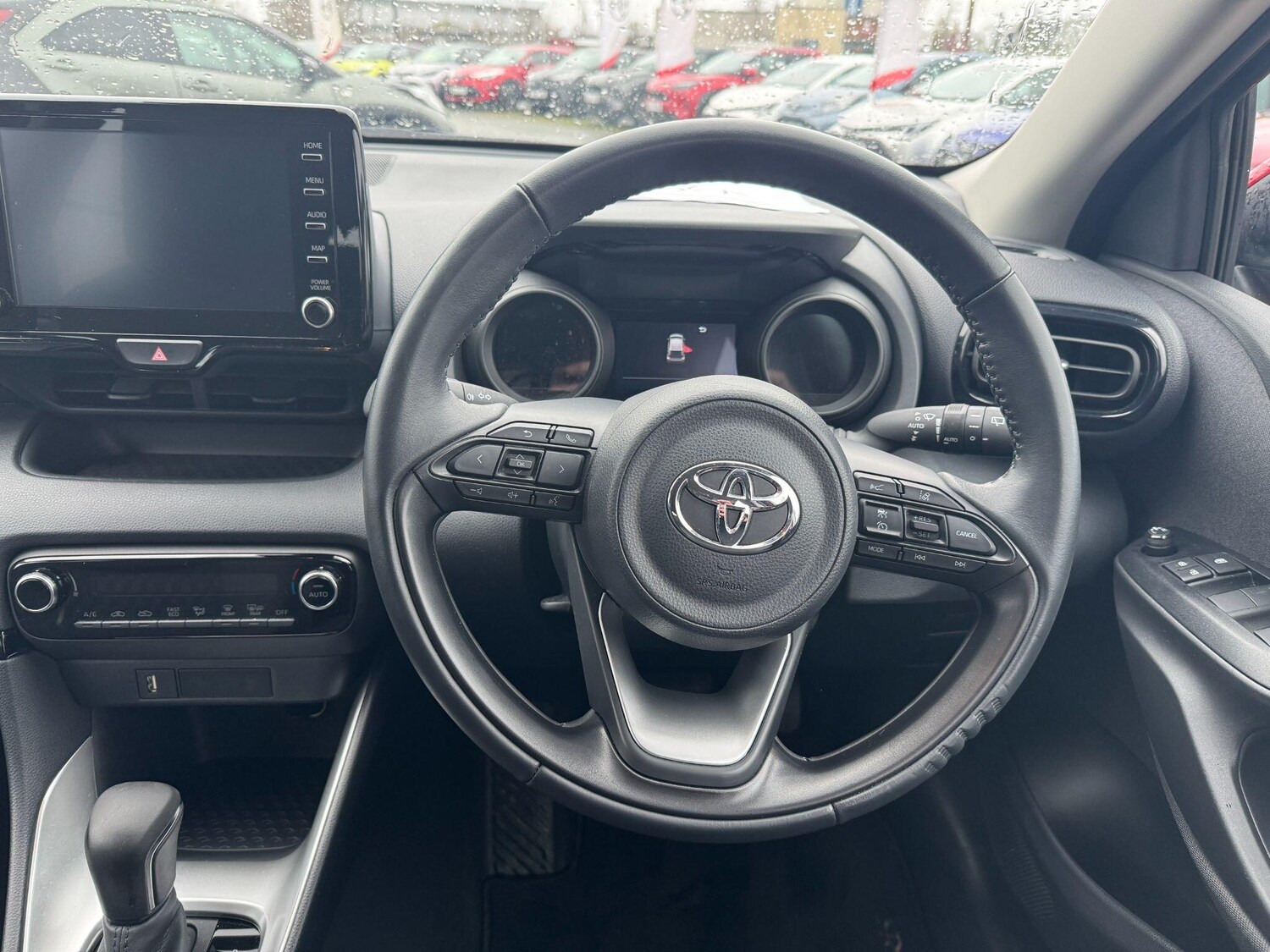 Used Toyota Yaris for sale - 77723251: Photo 17