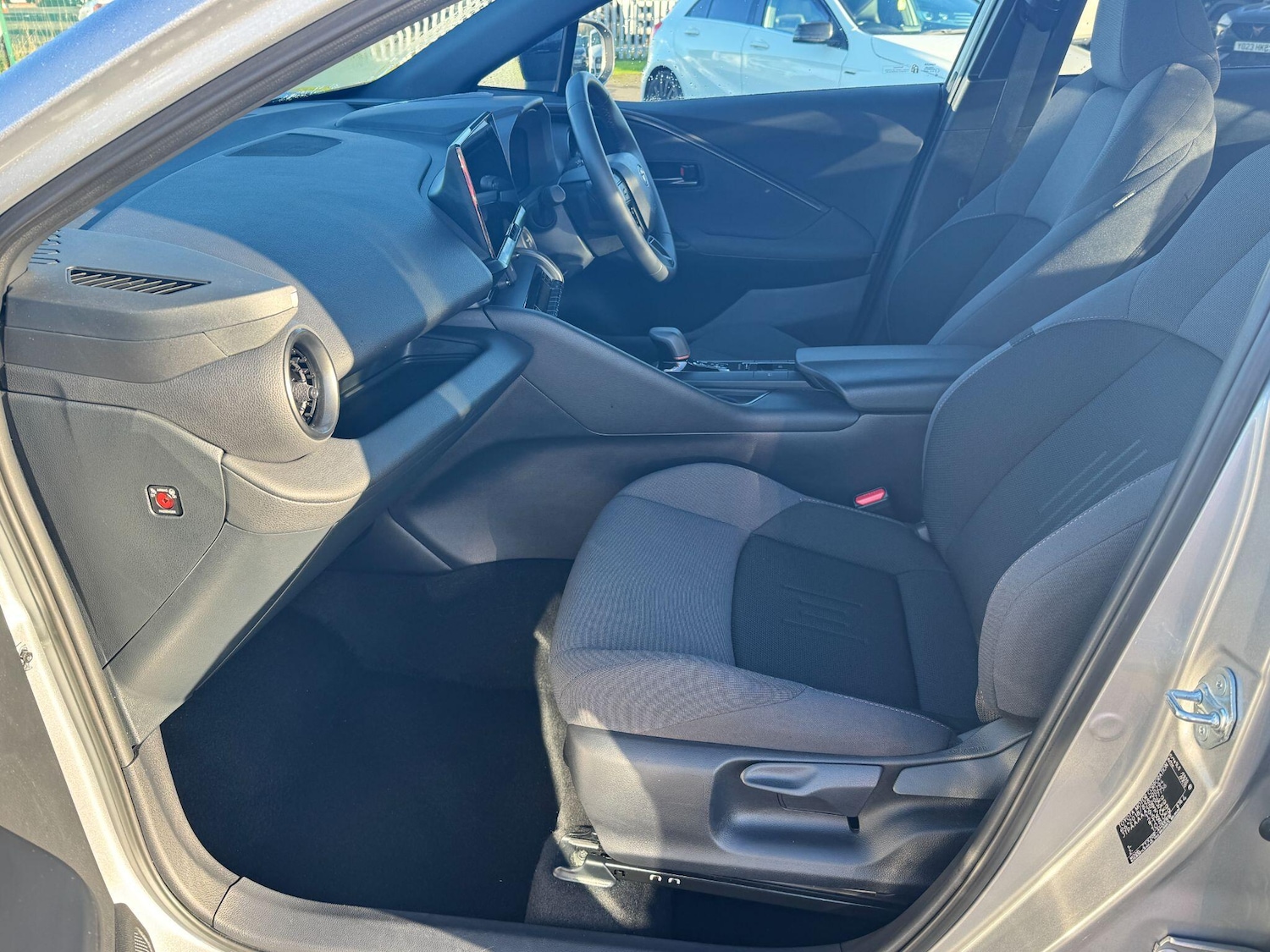 Used Toyota C-HR 2024 for sale - 76855742: Photo 14