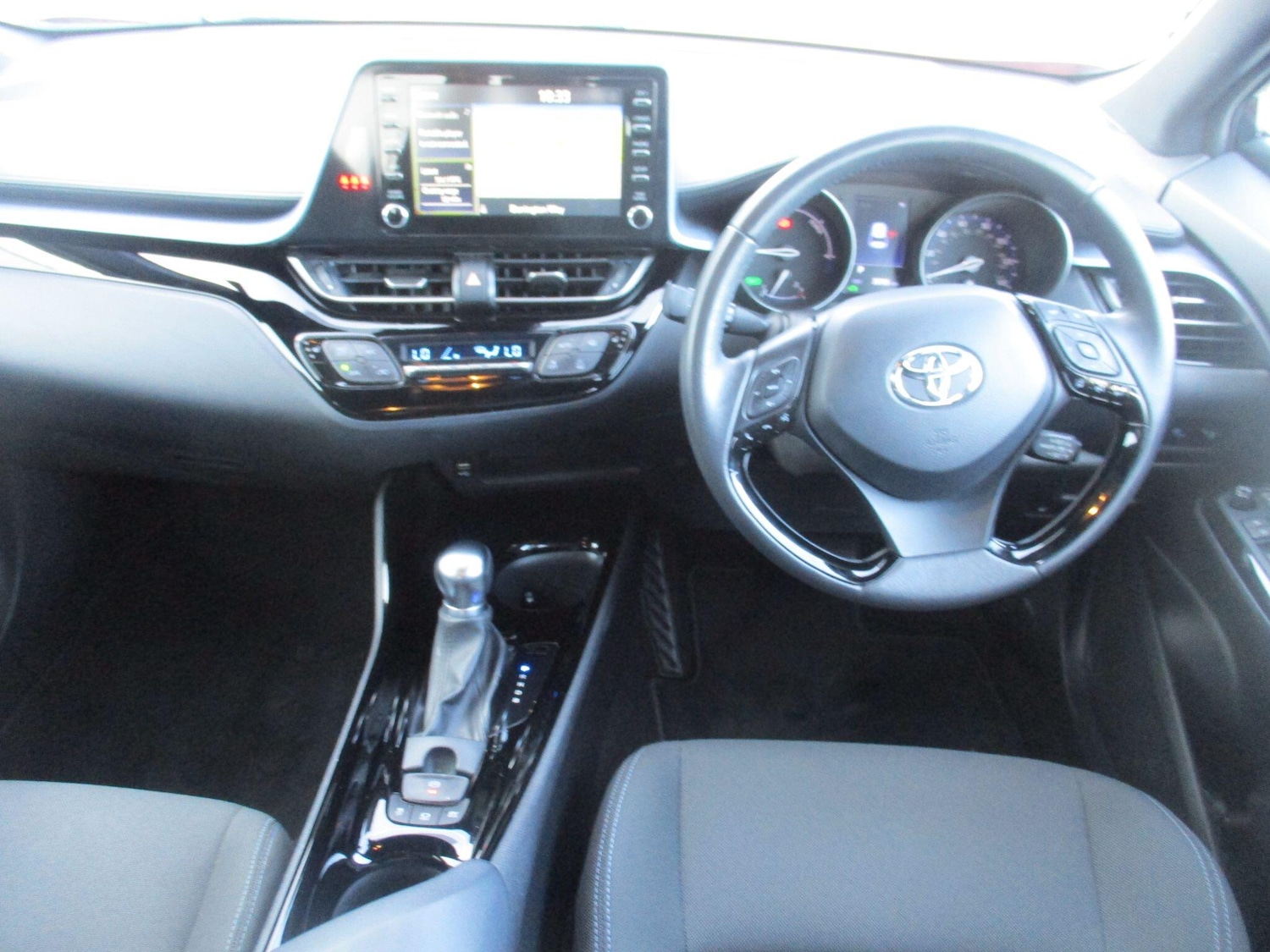 Used Toyota C-HR 2020 for sale - 77387181: Photo 15