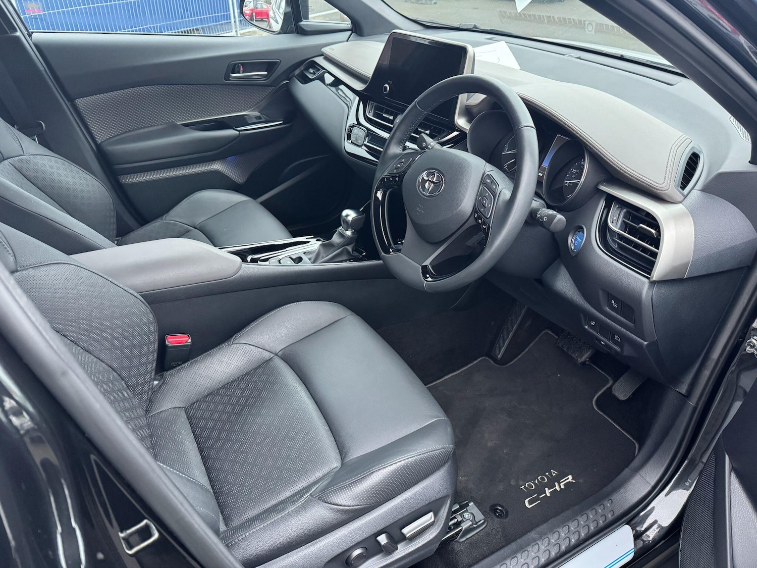 Used Toyota C-HR 2023 for sale - 77511185: Photo 11