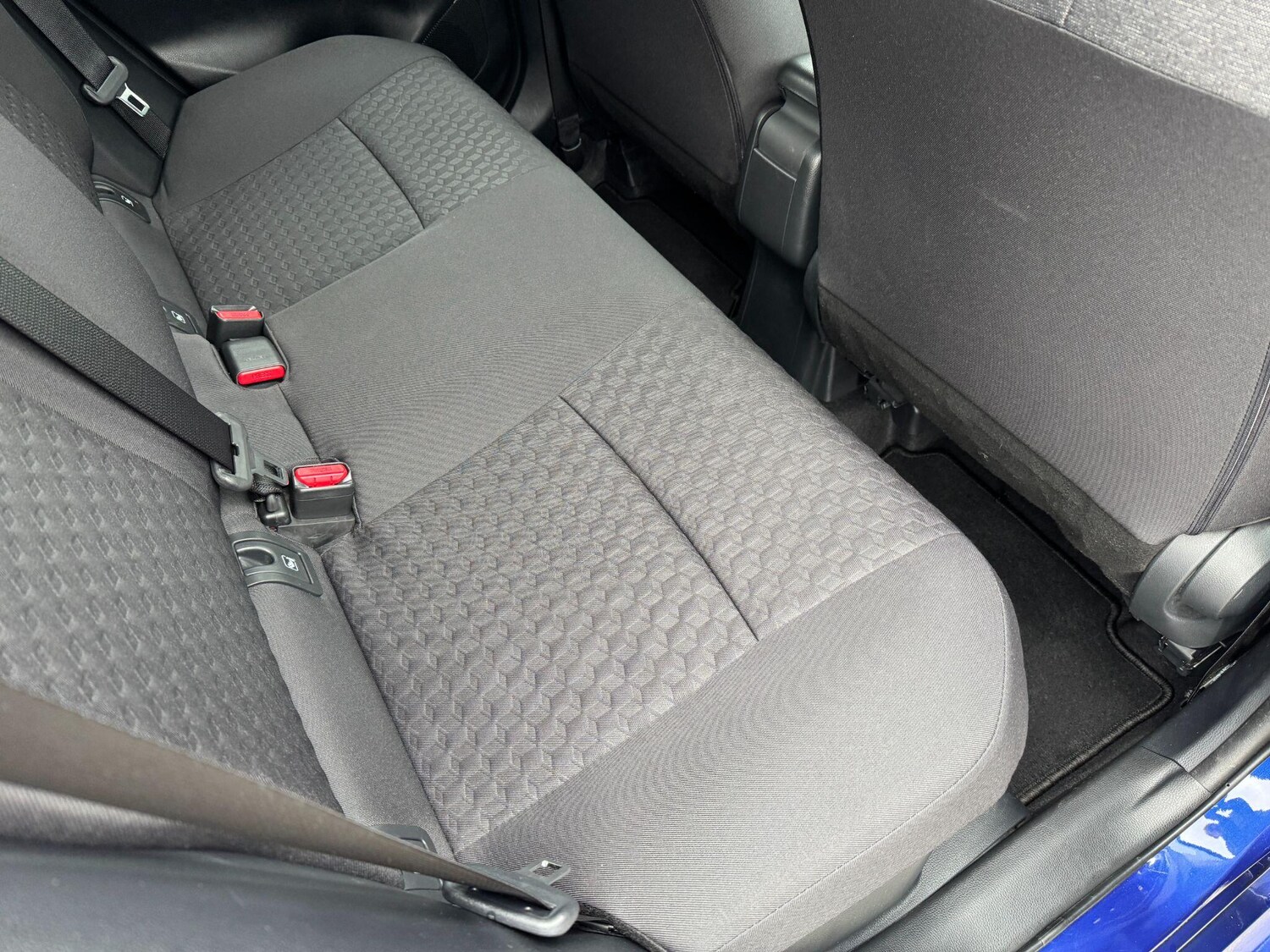 Used Toyota Yaris 2023 for sale - 77940134: Photo 12