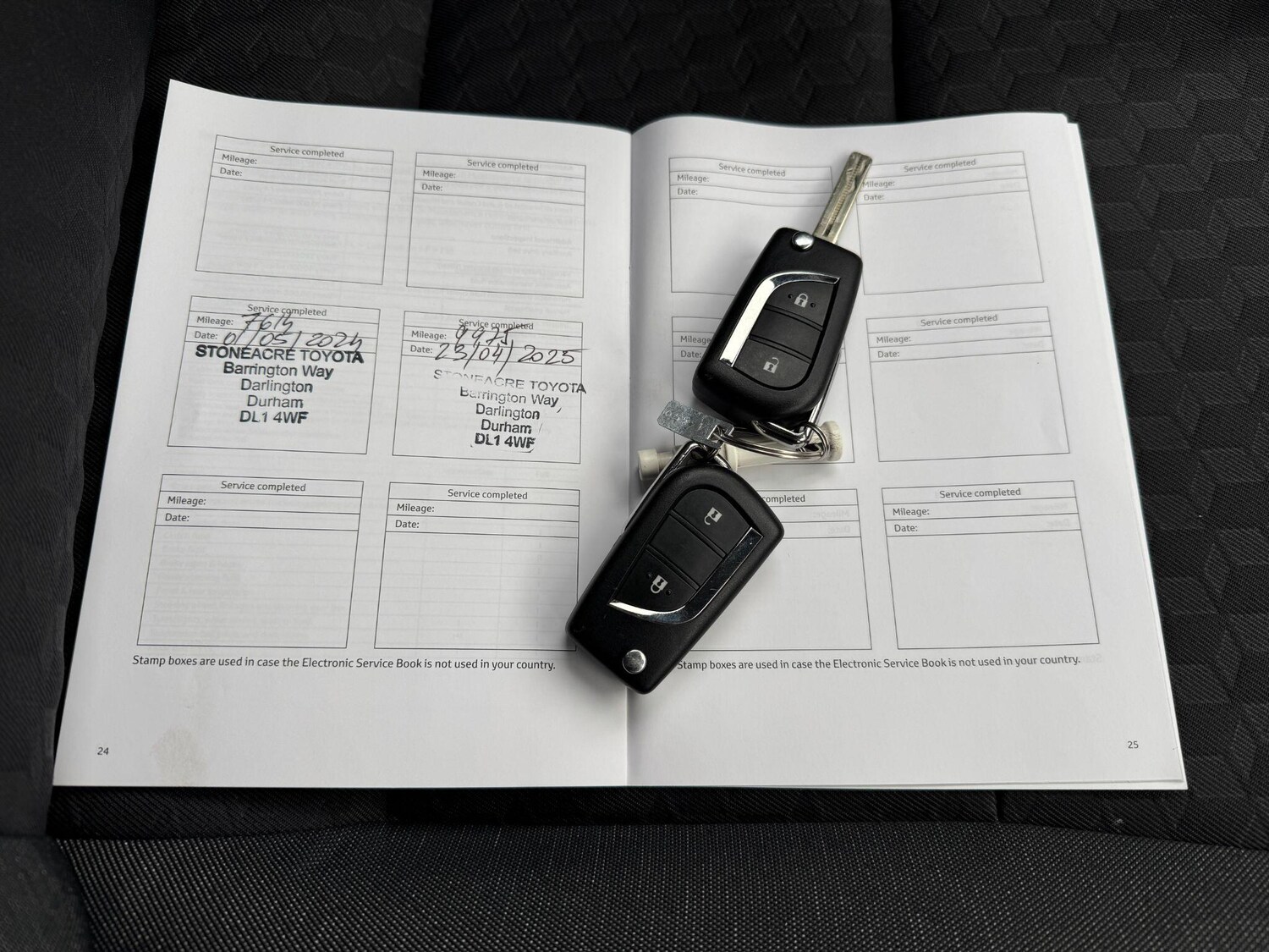 Used Toyota Yaris 2023 for sale - 77940134: Photo 20