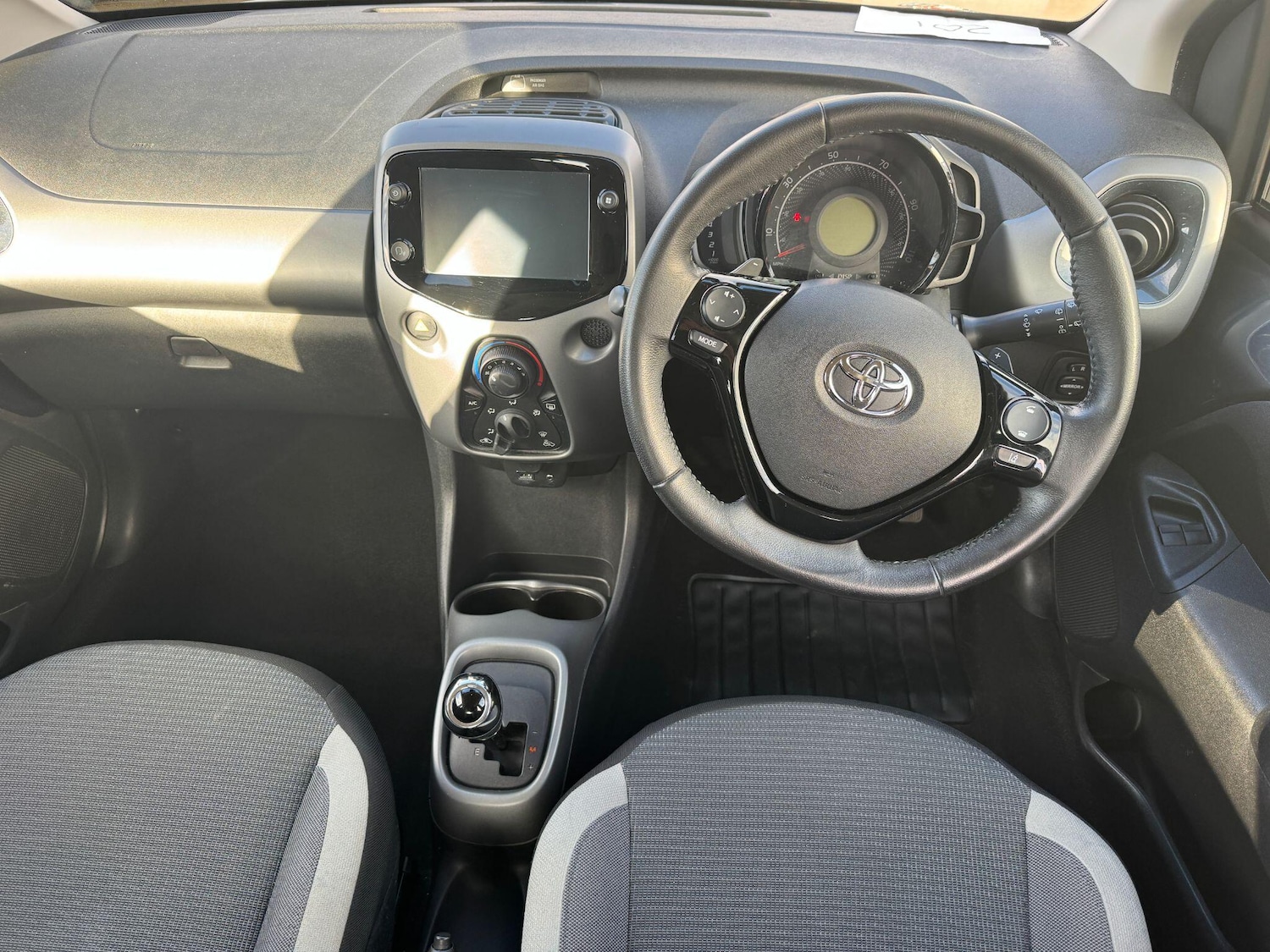 Used Toyota AYGO 2020 for sale - 77824232: Photo 15