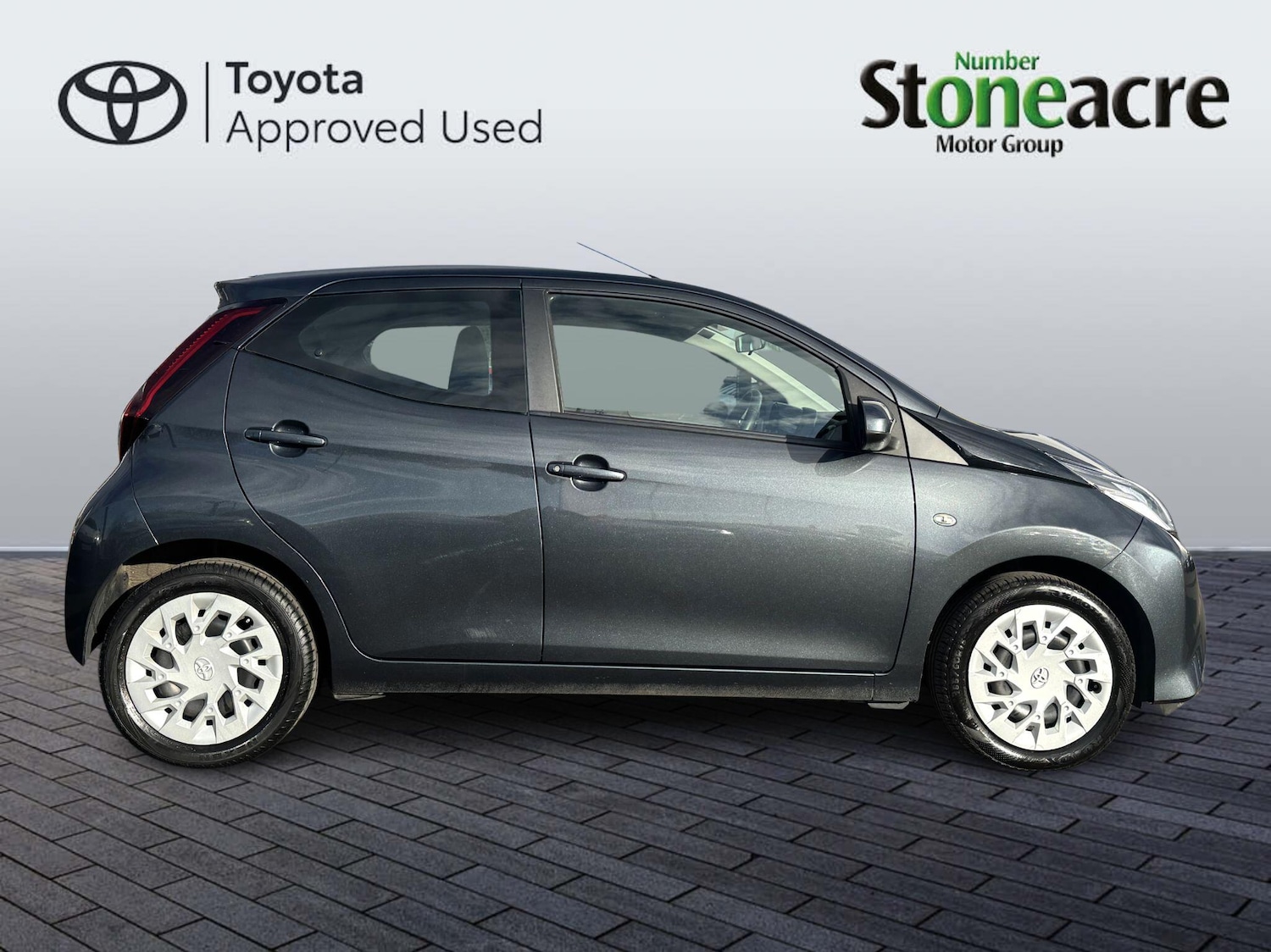 Used Toyota AYGO 2020 for sale - 77824232: Photo 2