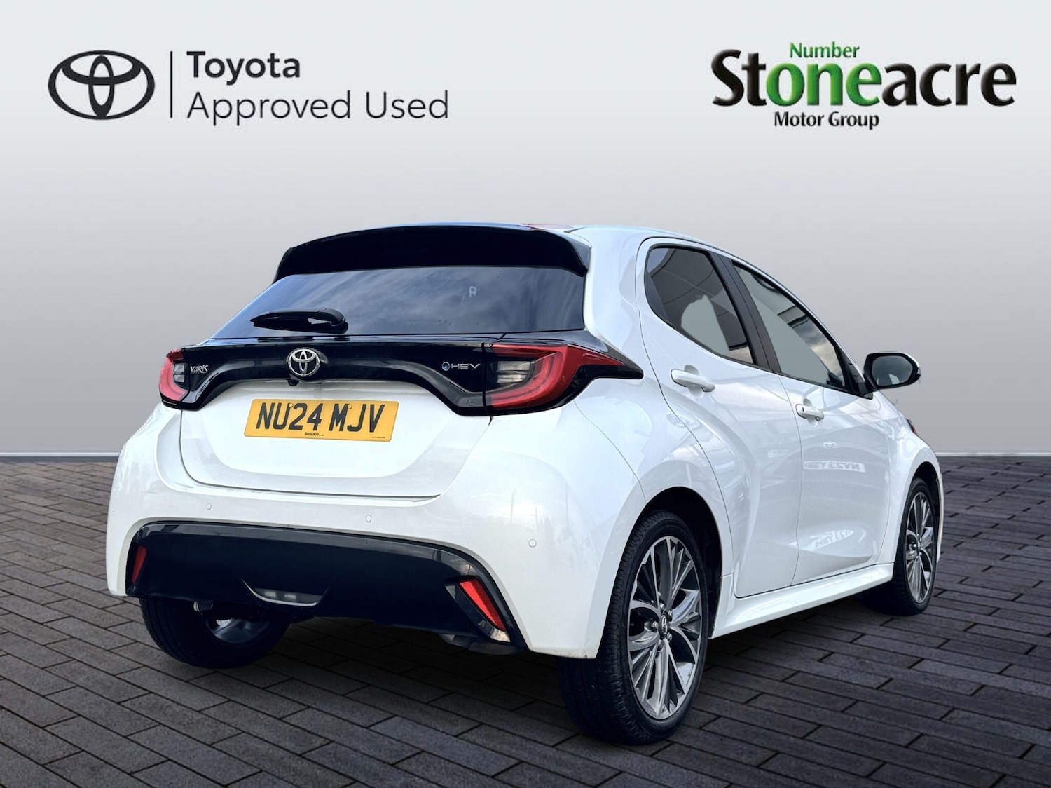 Used Toyota Yaris 2024 for sale - 77215443: Photo 3