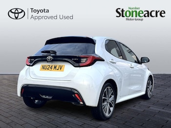 Used Toyota Yaris 2024 for sale - 77215443: Photo