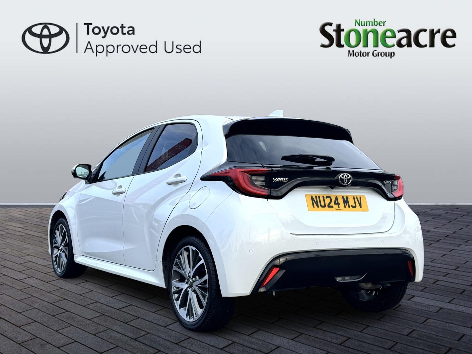 Used Toyota Yaris 2024 for sale - 77215443: Photo 5