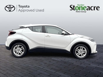 Used Toyota C-HR 2023 for sale - 78047747: Photo