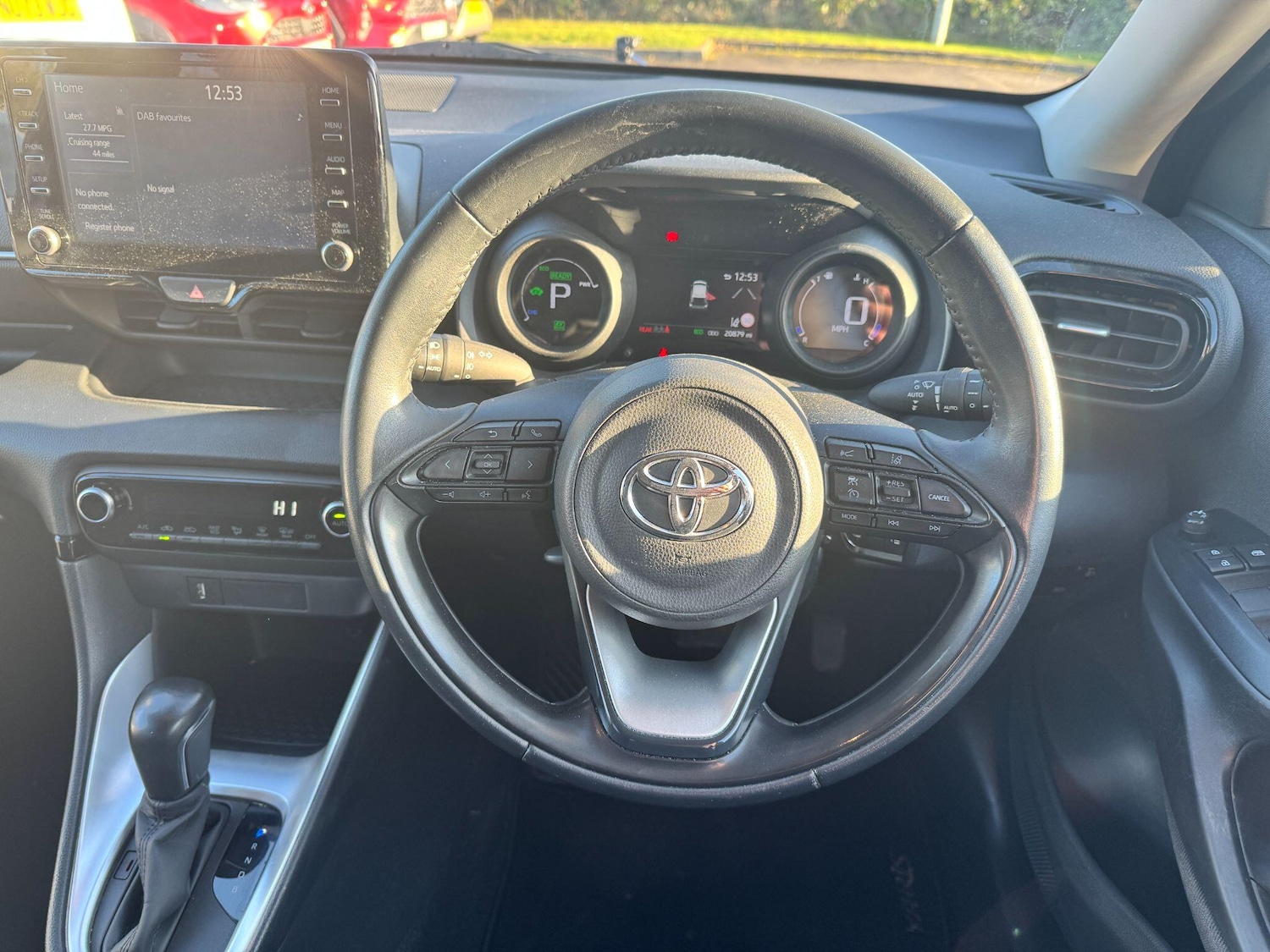 Used Toyota Yaris 2023 for sale - 77710023: Photo 17