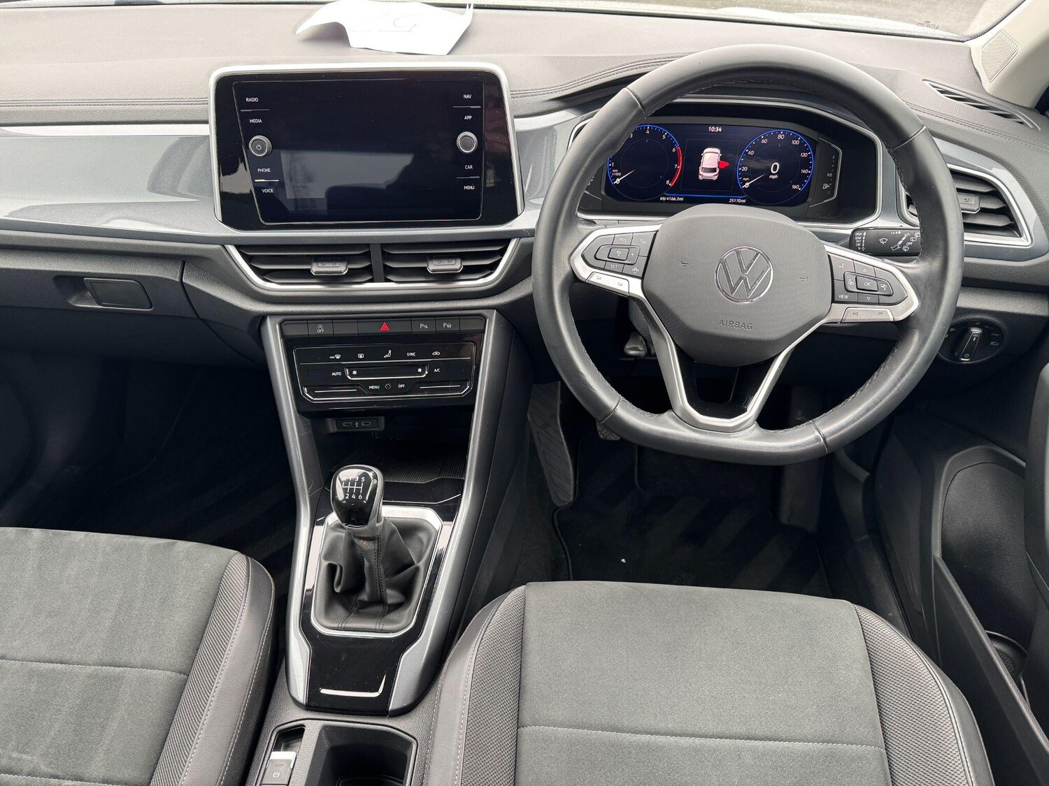 Used Volkswagen T-Roc 2022 for sale - 77682977: Photo 15