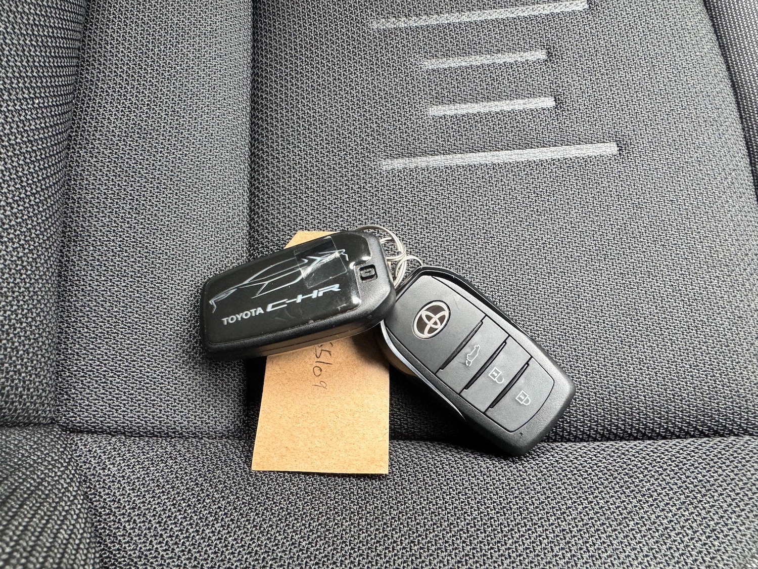 Used Toyota C-HR 2024 for sale - 77108980: Photo 20