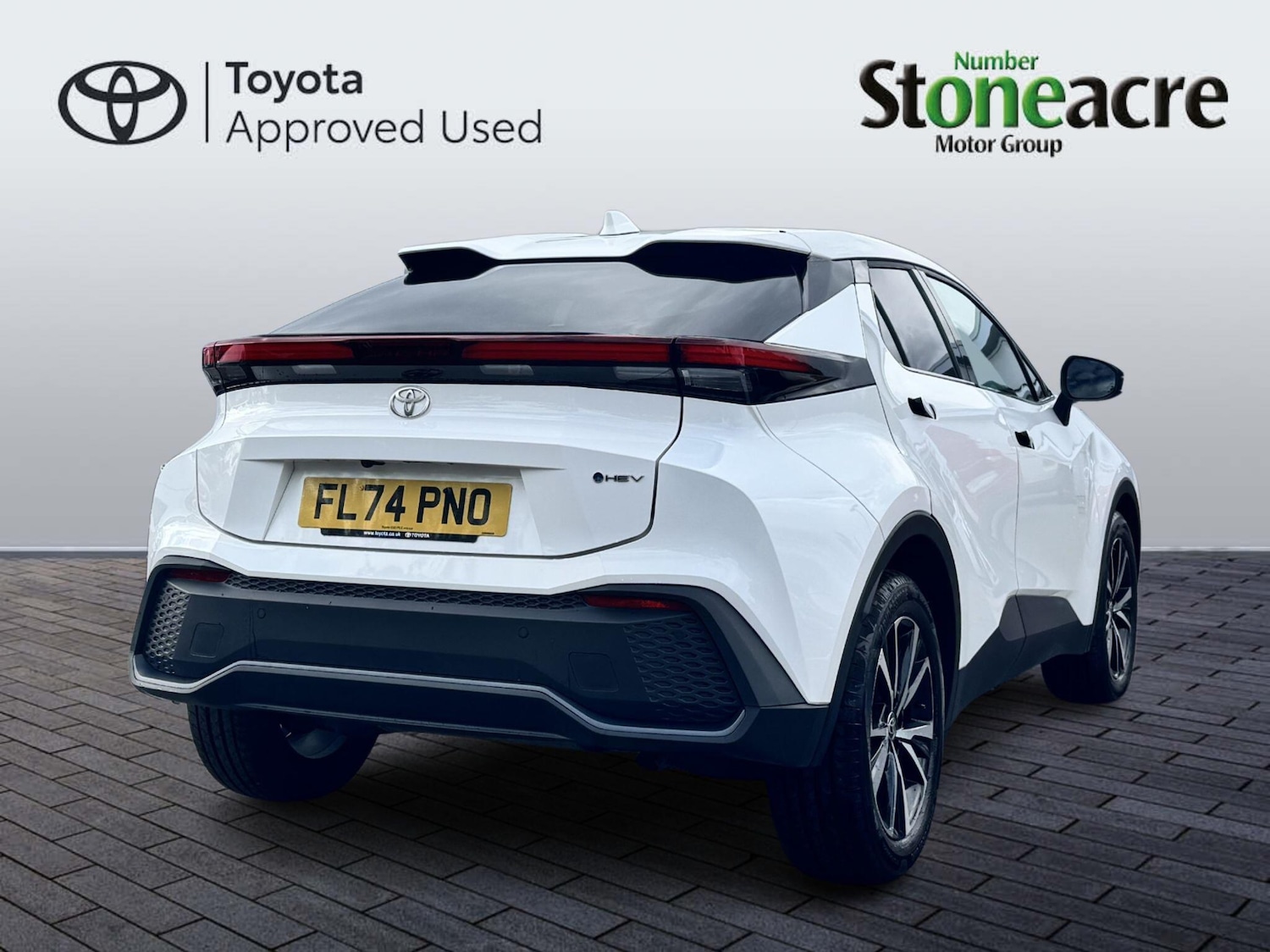 Used Toyota C-HR 2024 for sale - 77108980: Photo 3