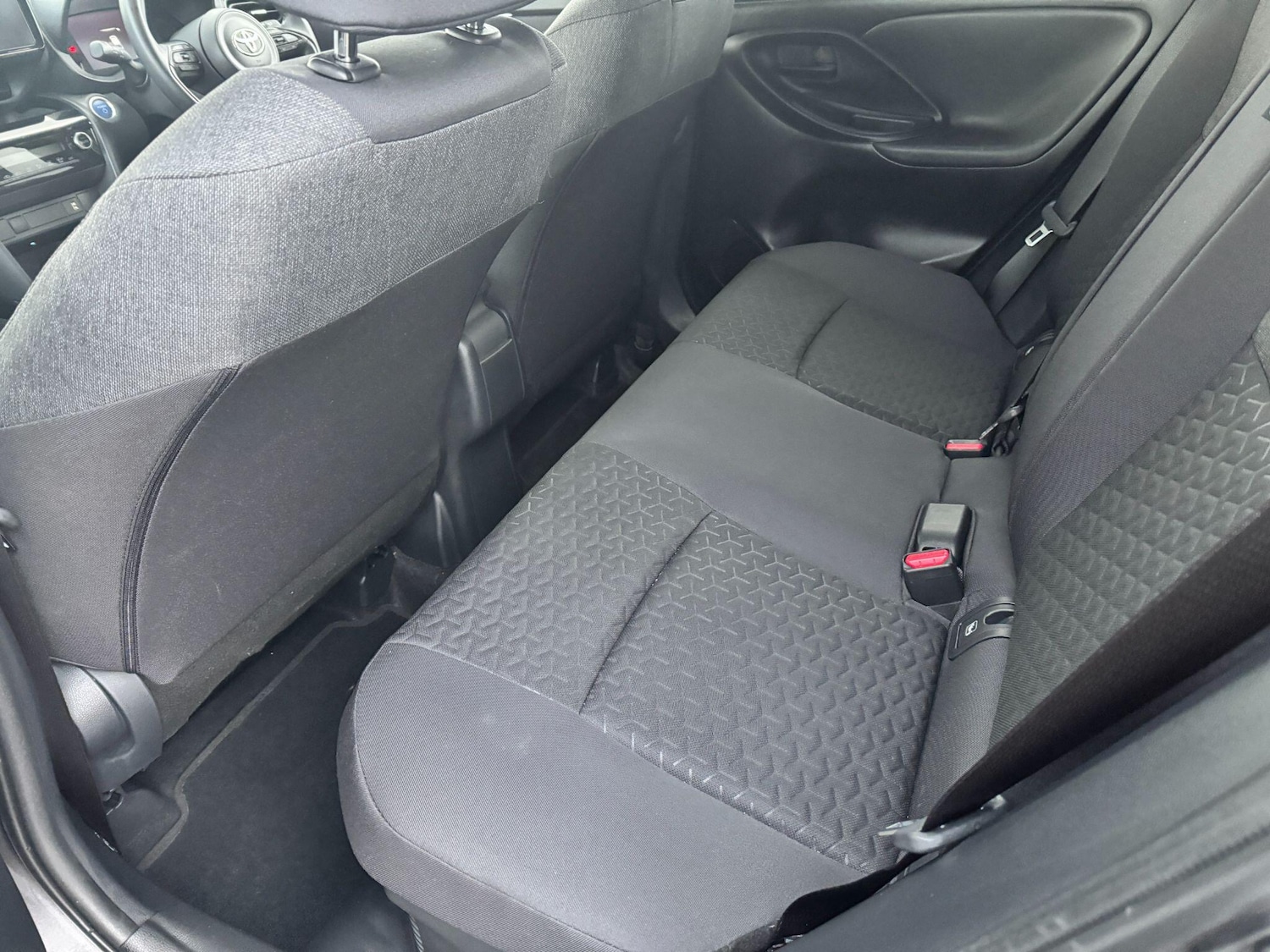 Used Toyota Yaris Cross 2023 for sale - 77710495: Photo 11