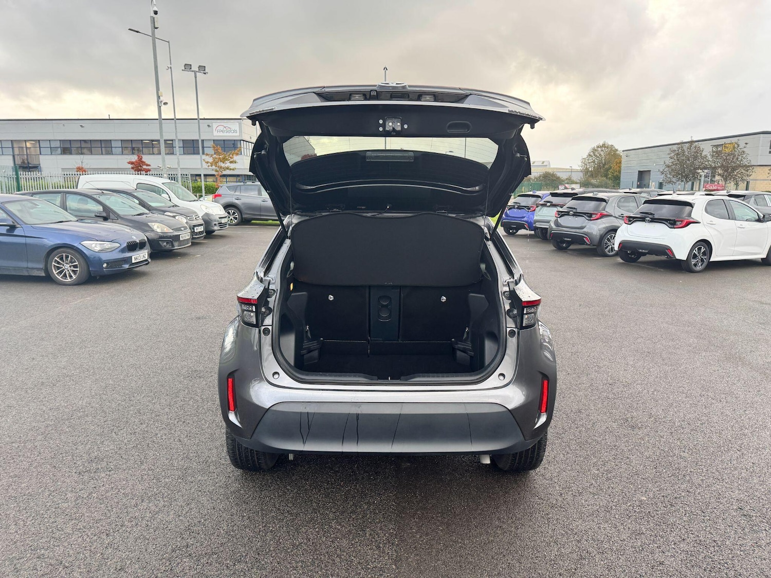 Used Toyota Yaris Cross 2023 for sale - 77710495: Photo 8