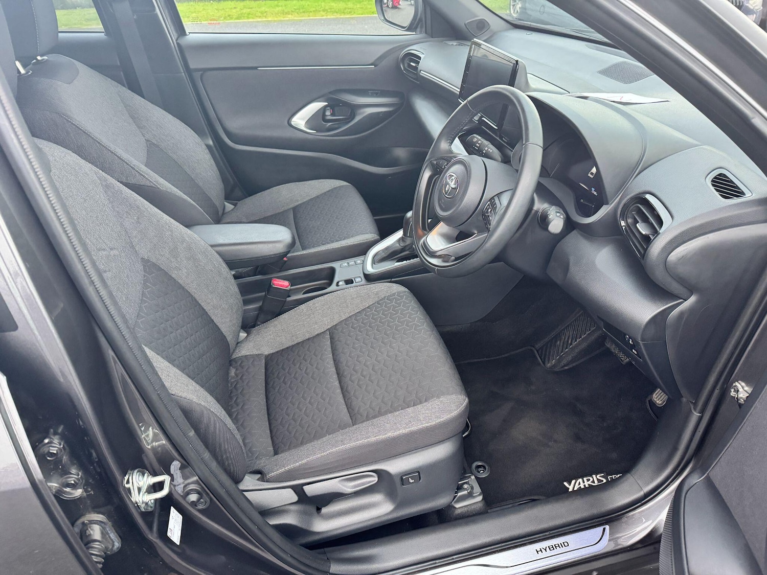 Used Toyota Yaris Cross 2023 for sale - 77710495: Photo 9