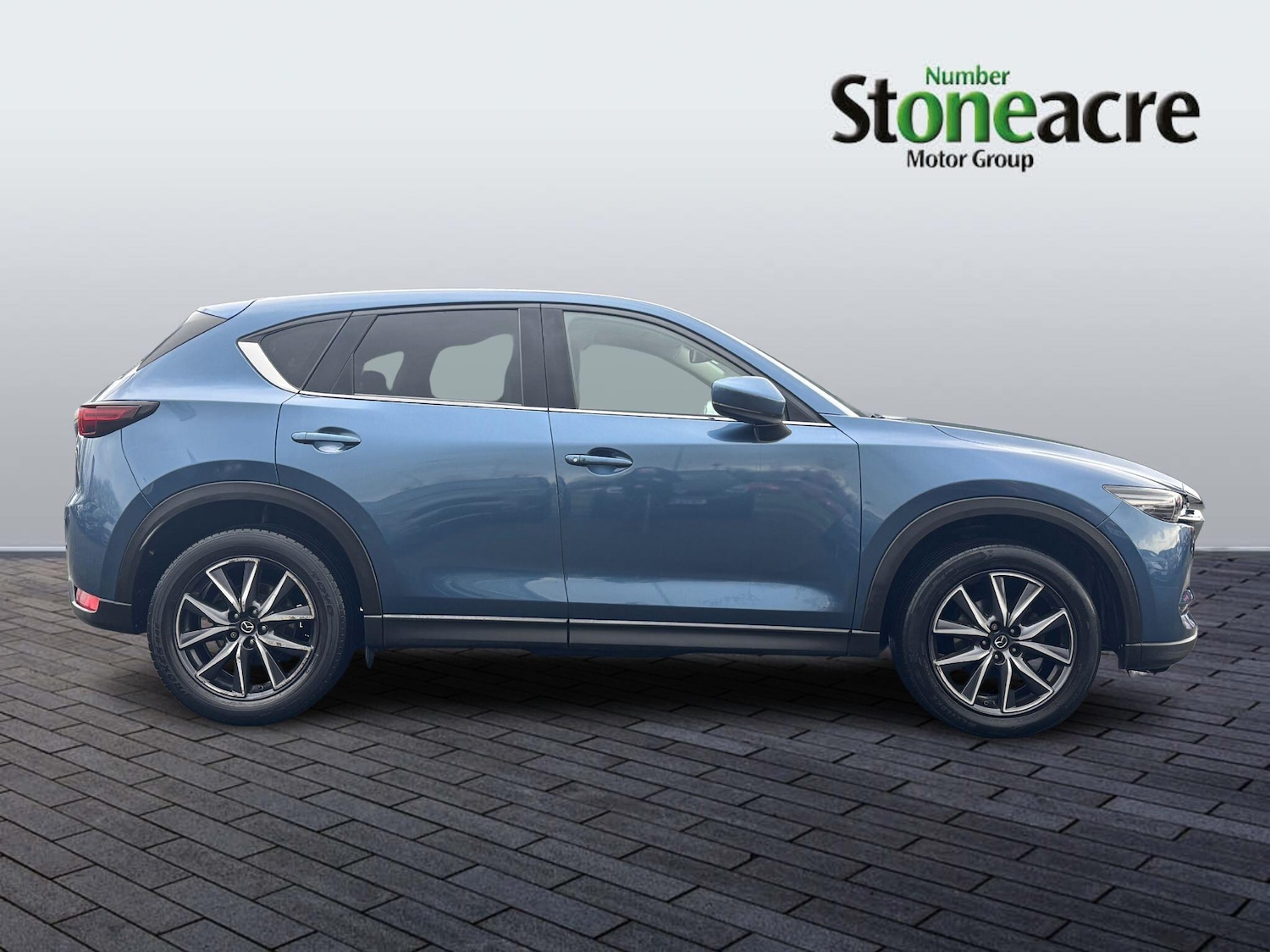 Used Mazda CX-5 2018 for sale - 77468984: Photo 2