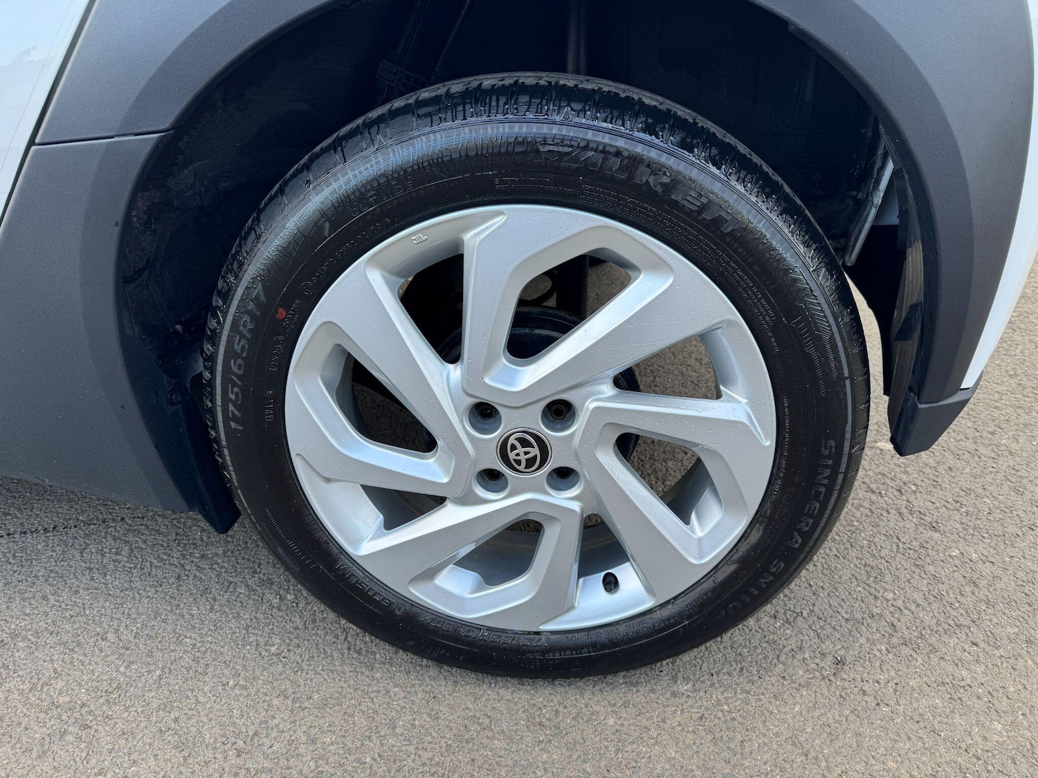 Used Toyota Aygo X 2023 for sale - 77838919: Photo 9