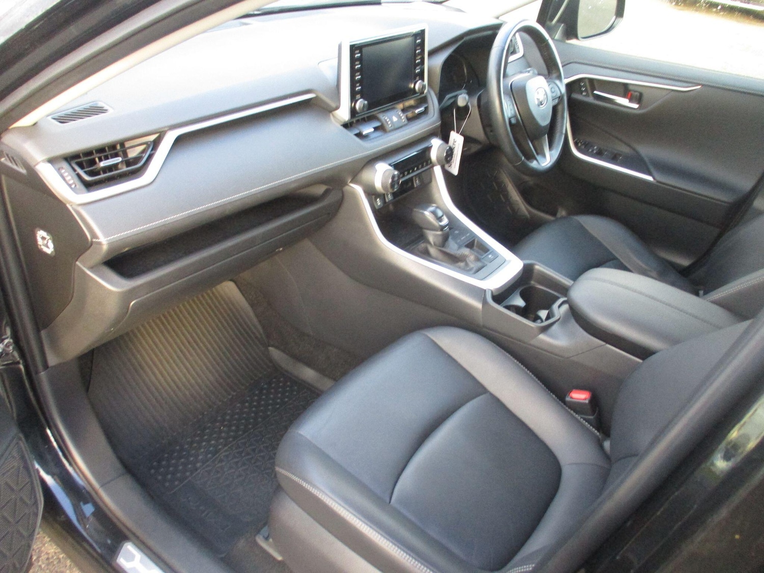 Used Toyota RAV4 2019 for sale - 77710192: Photo 14