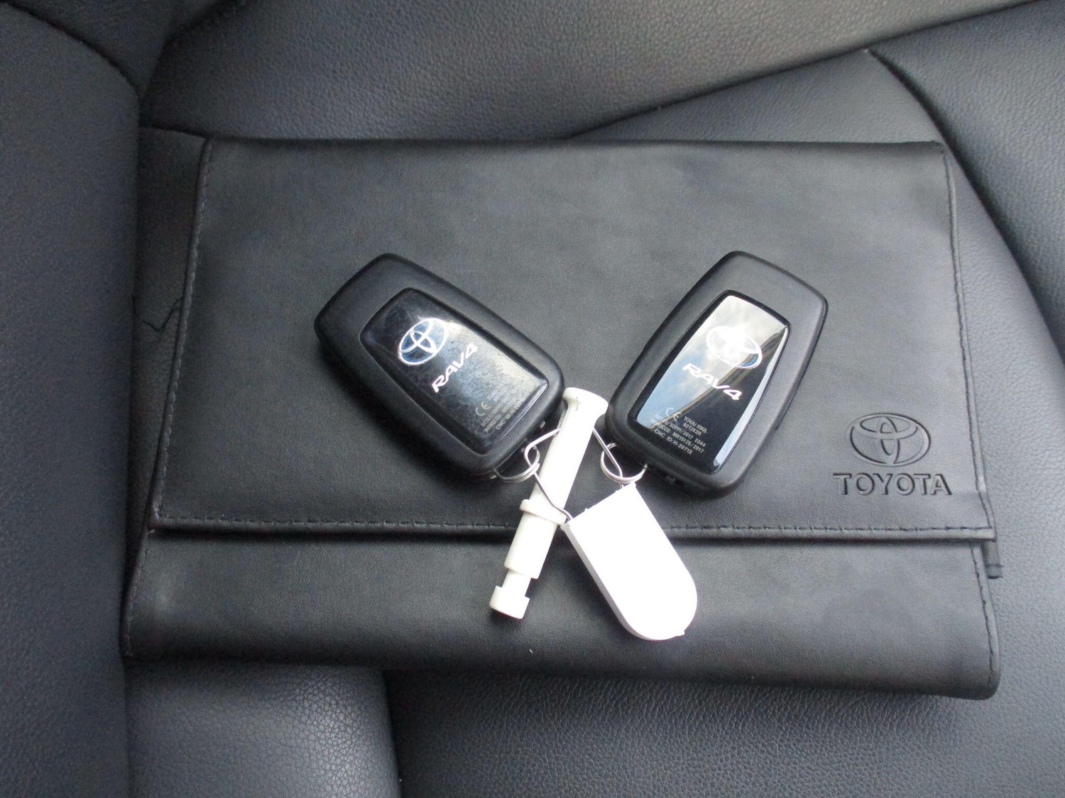 Used Toyota RAV4 2019 for sale - 77710192: Photo 19