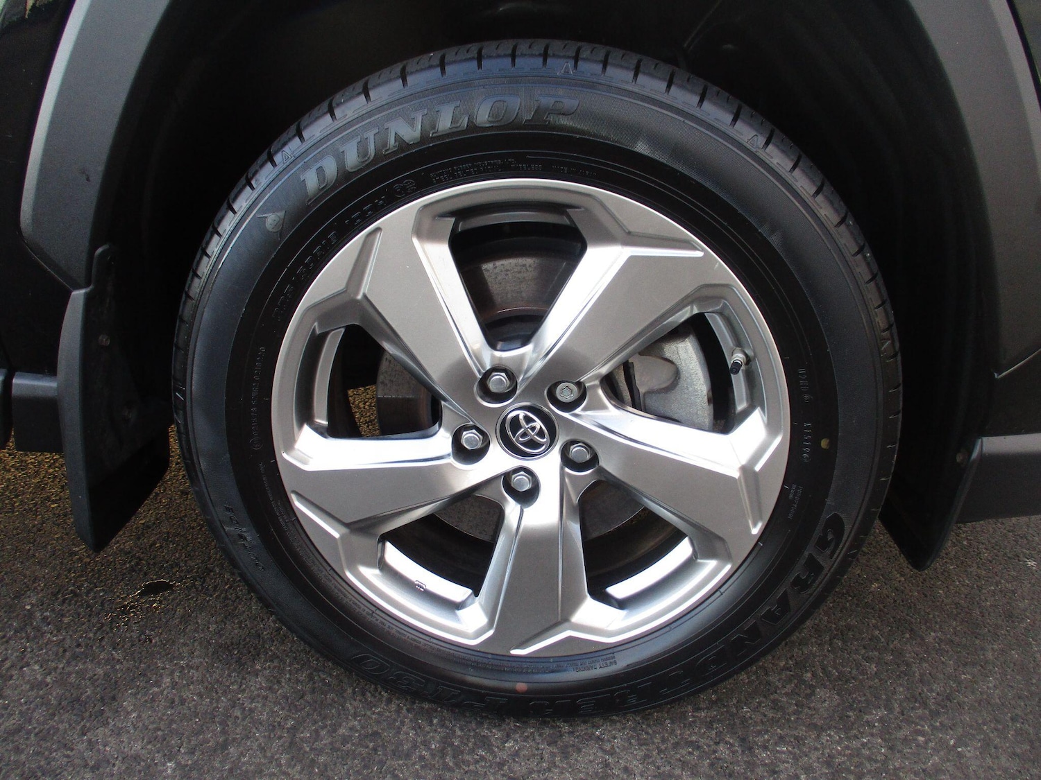 Used Toyota RAV4 2019 for sale - 77710192: Photo 9