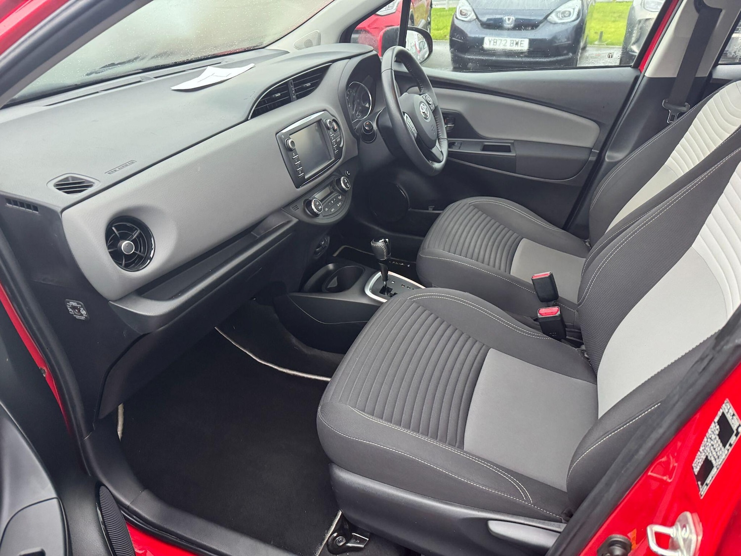 Used Toyota Yaris 2018 for sale - 77315498: Photo 14