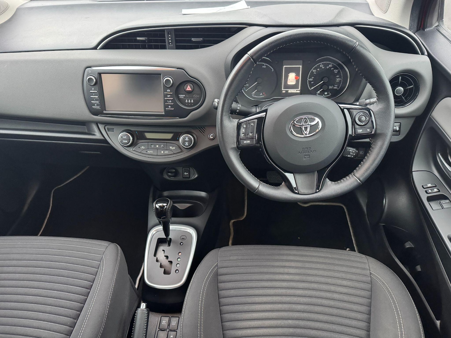 Used Toyota Yaris 2018 for sale - 77315498: Photo 15