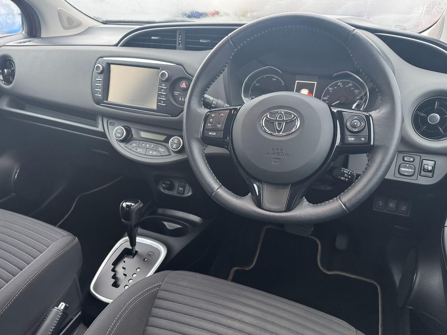 Used Toyota Yaris 2018 for sale - 77315498: Photo 16