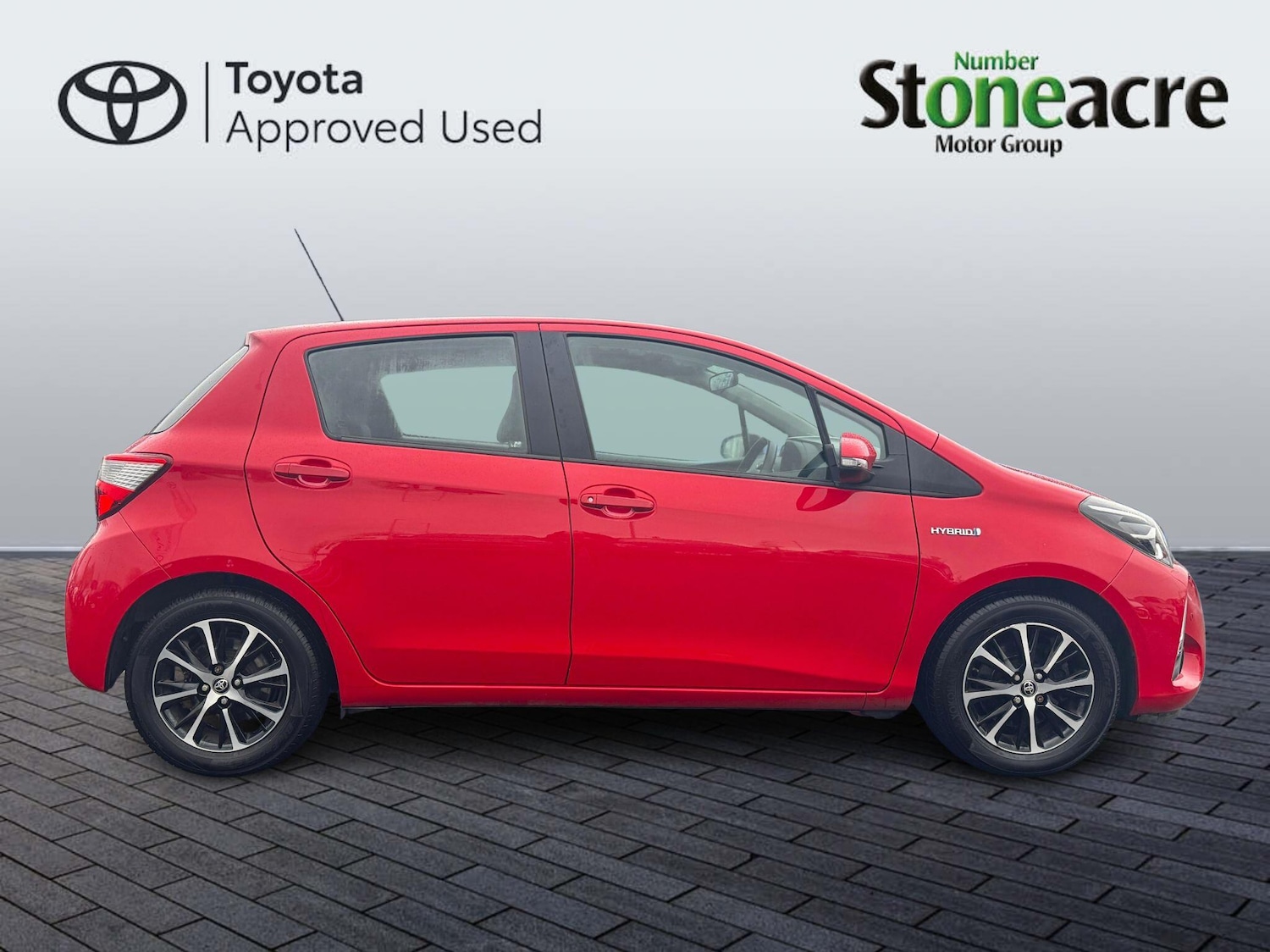 Used Toyota Yaris 2018 for sale - 77315498: Photo 2