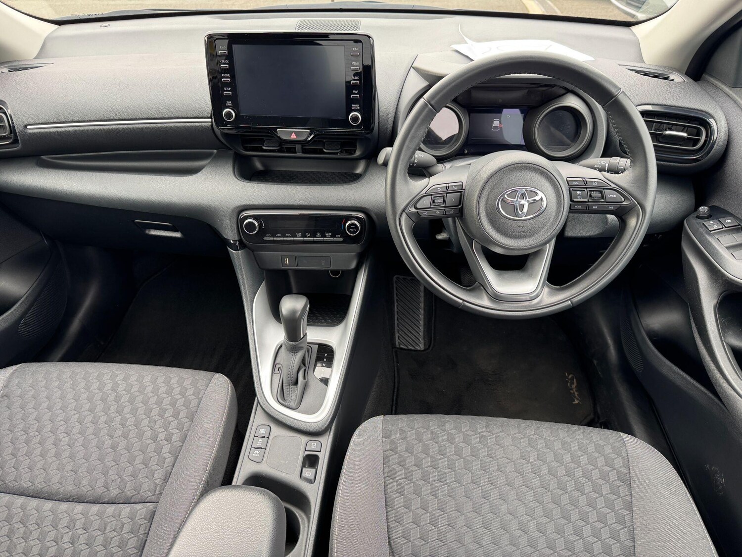 Used Toyota Yaris for sale - 77957163: Photo 15