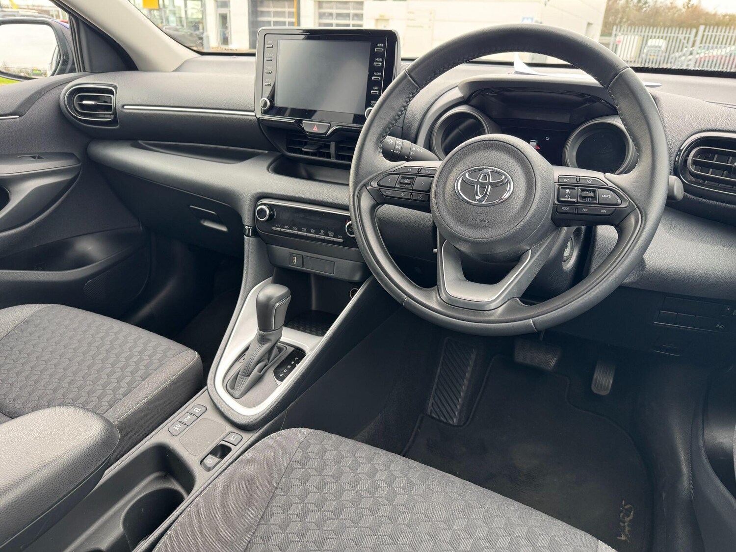 Used Toyota Yaris for sale - 77957163: Photo 16