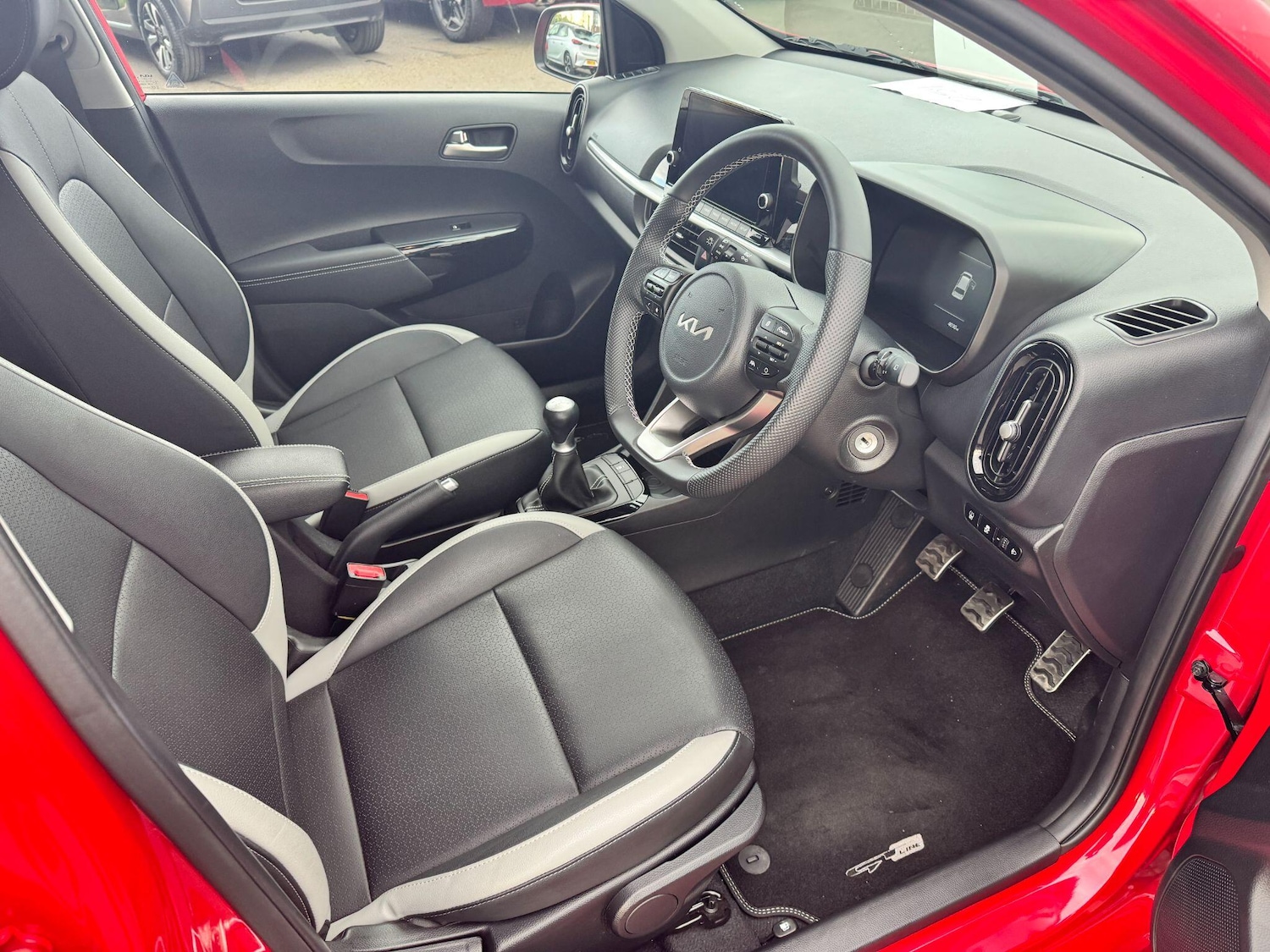 Used Kia Picanto 2024 for sale - 76584314: Photo 11