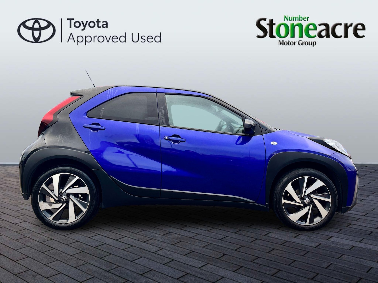 Used Toyota Aygo X 2023 for sale - 76700962: Photo 2