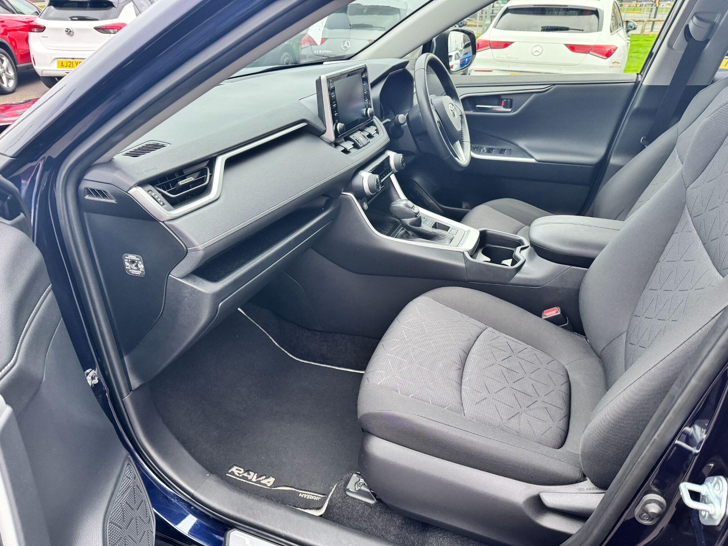 Used Toyota RAV4 for sale - 76702445: Photo 14